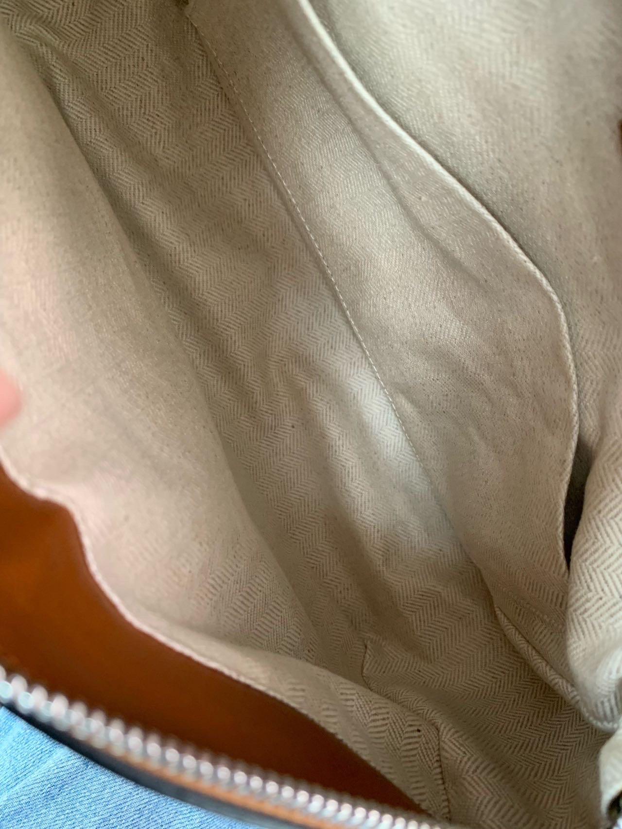 Loewe Puzzle Kleine geflochtene Ledertasche Braun Crossbody Tasche im Angebot 15