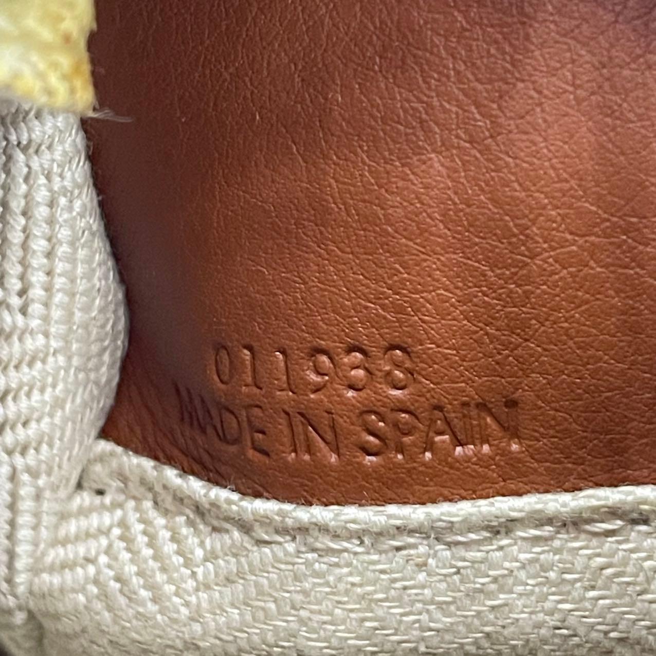 Loewe Puzzle Kleine geflochtene Ledertasche Braun Crossbody Tasche im Angebot 2