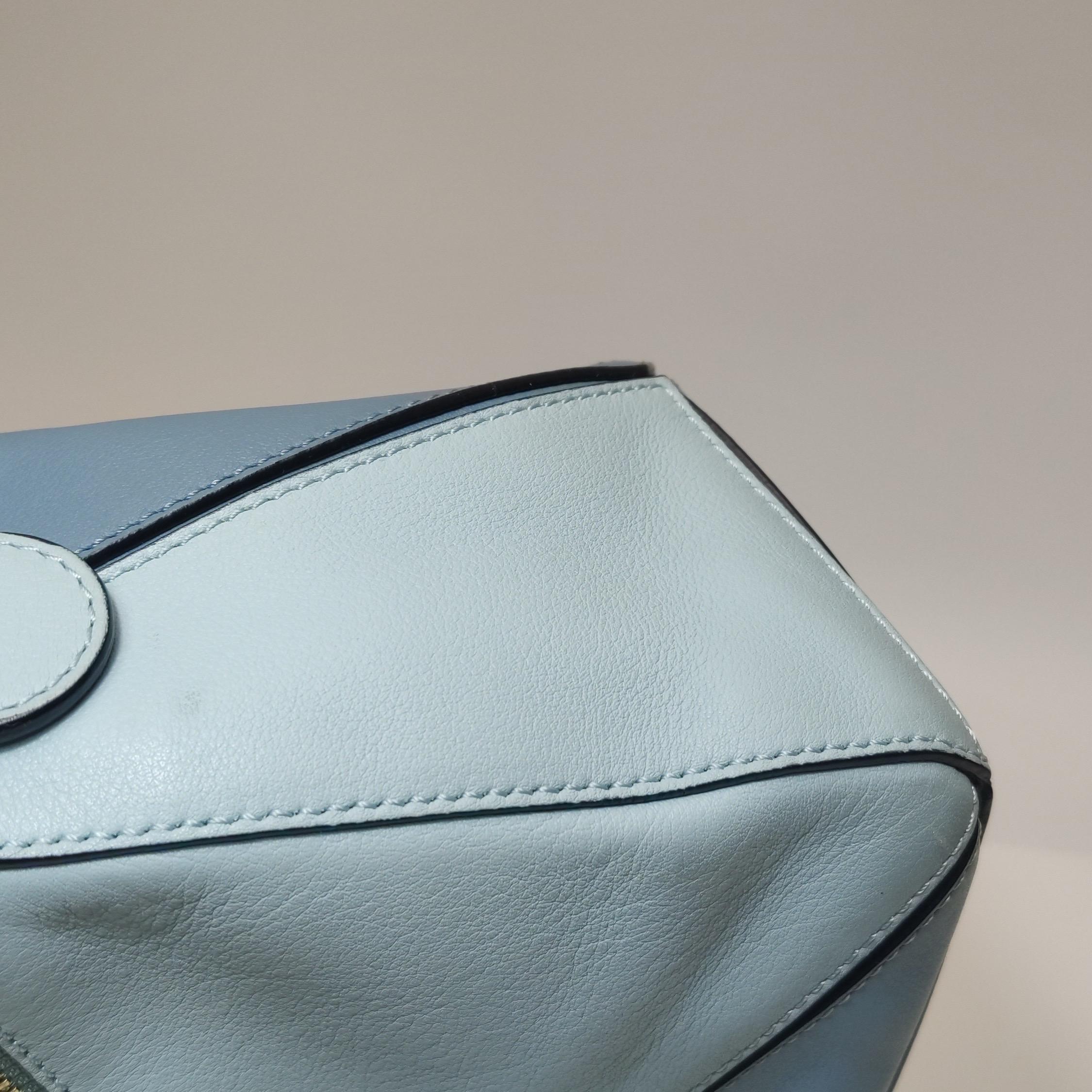 Bolso Loewe Puzzle Pequeño Piel de Becerro Azul Multicolor en venta 6