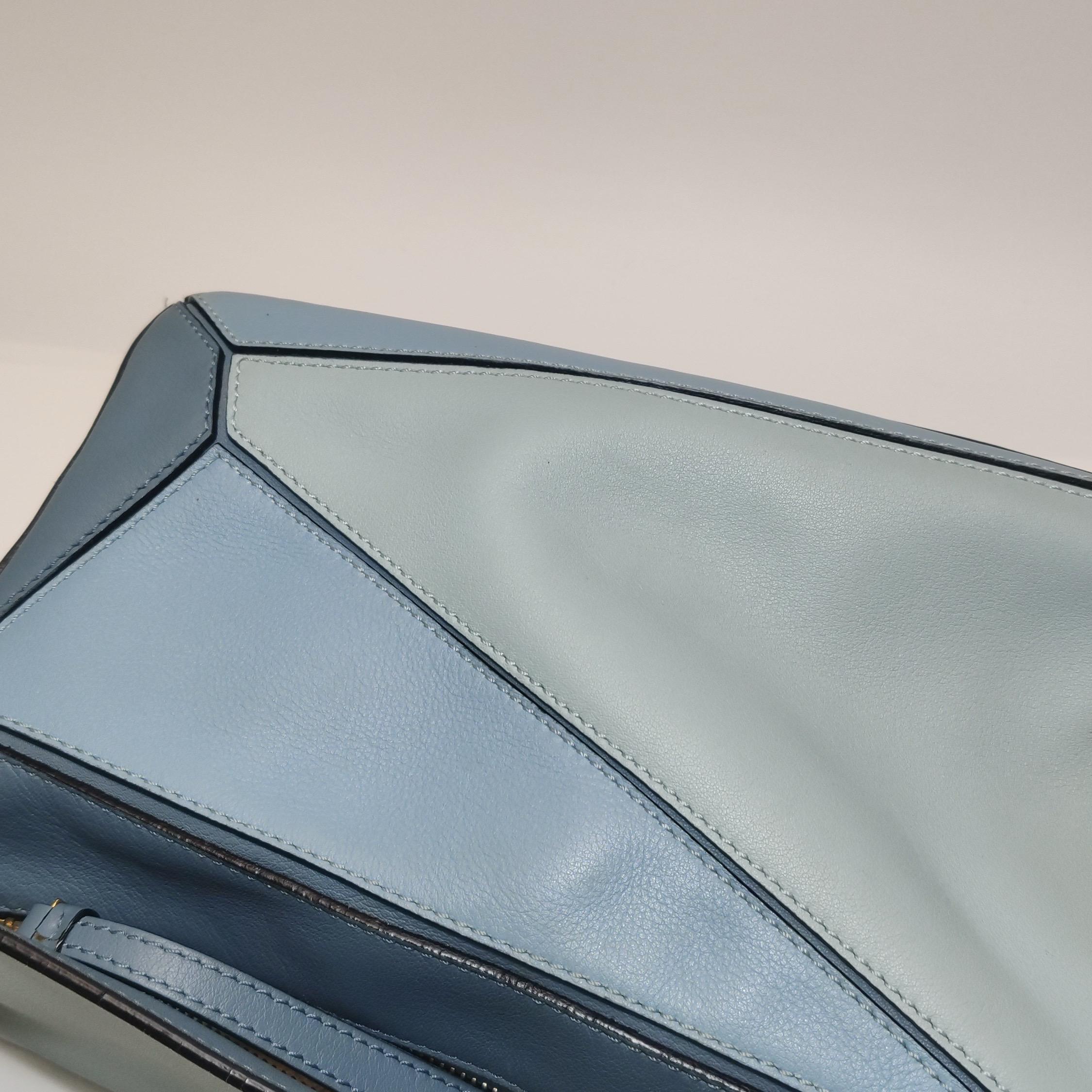 Bolso Loewe Puzzle Pequeño Piel de Becerro Azul Multicolor en venta 7