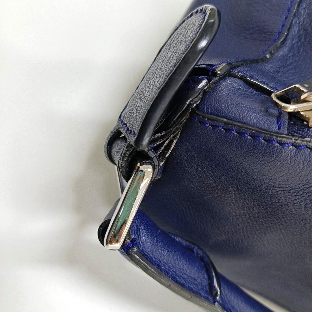 Loewe Sac en cuir de veau Puzzle Small Navy en vente 5