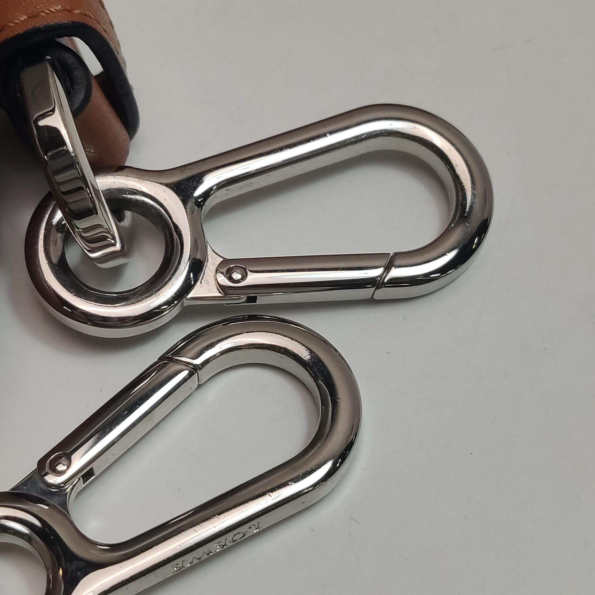 Loewe Puzzle Piccola Borsa a tracolla a strisce rosa e borgogna in vendita 10