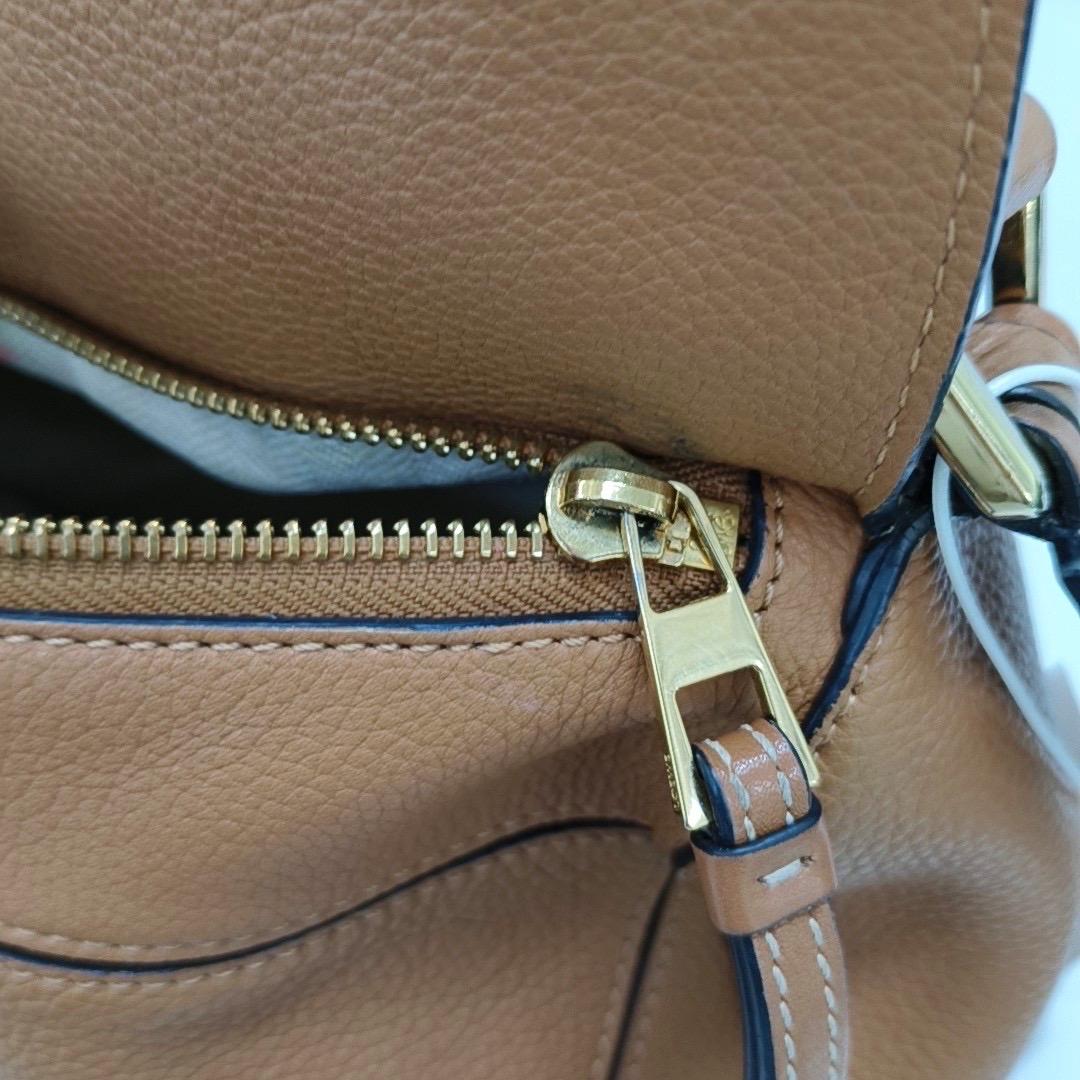Loewe Puzzle Small Tan Brown Calfskin leather bag For Sale 7