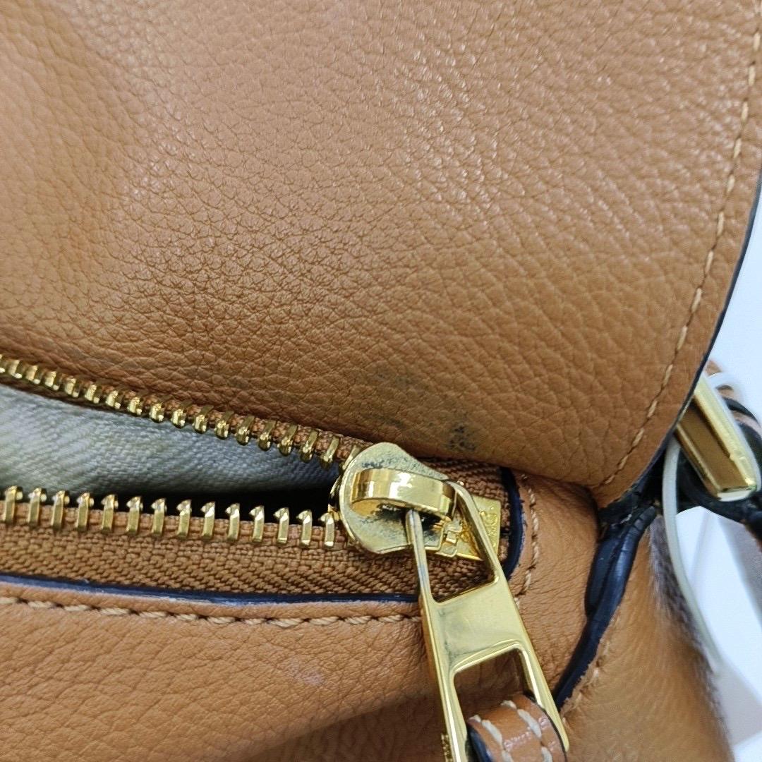 Loewe Puzzle Small Tan Brown Calfskin leather bag For Sale 4