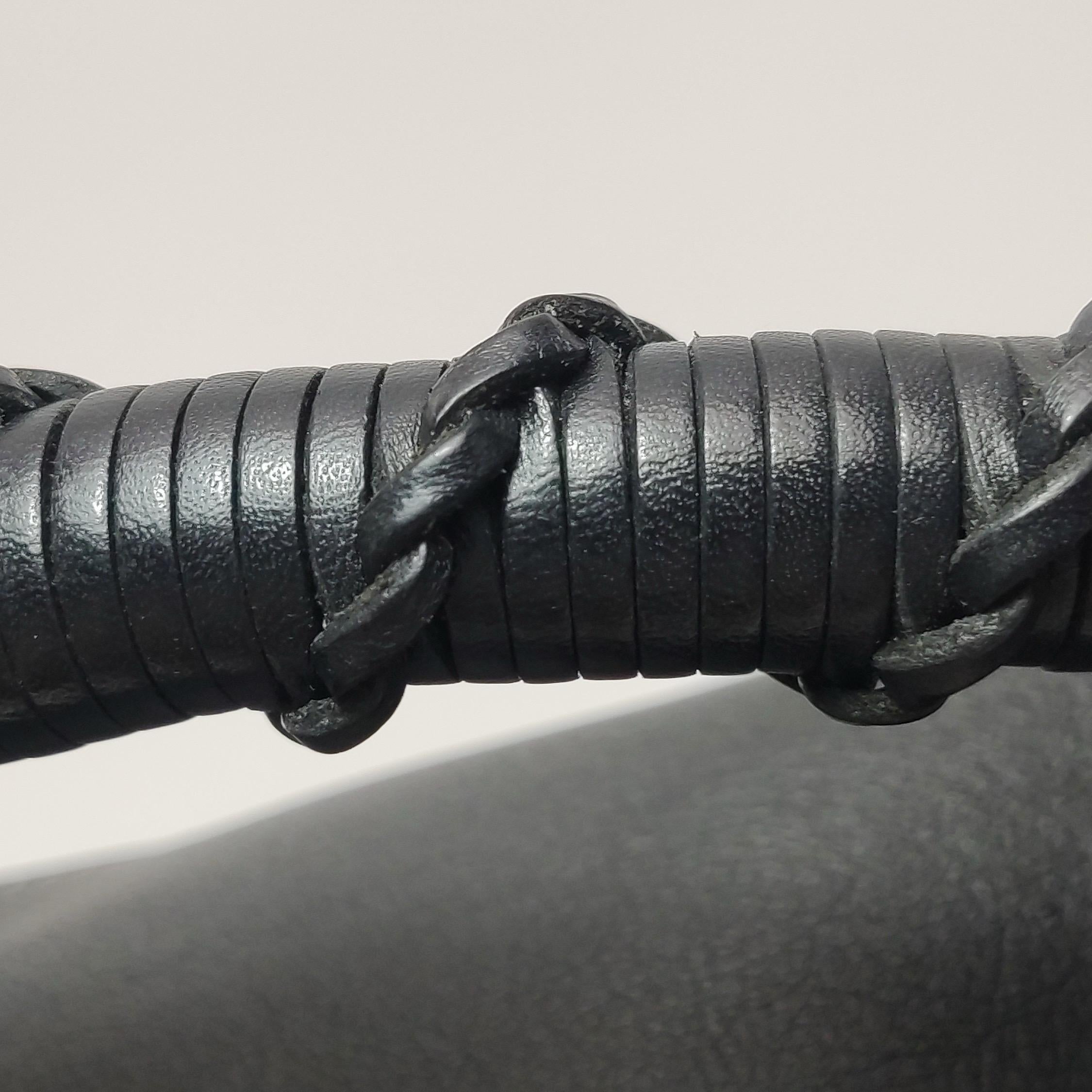 Loewe Puzzle Small Tricolor Black Grey Calfskin Leather Braided Handle Crossbody (en anglais) en vente 11