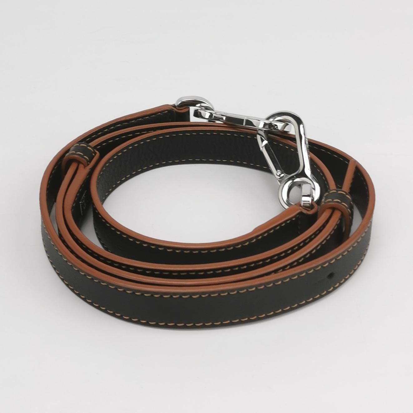 Loewe Puzzle Small Tricolor Black Grey Calfskin Leather Braided Handle Crossbody (en anglais) en vente 2