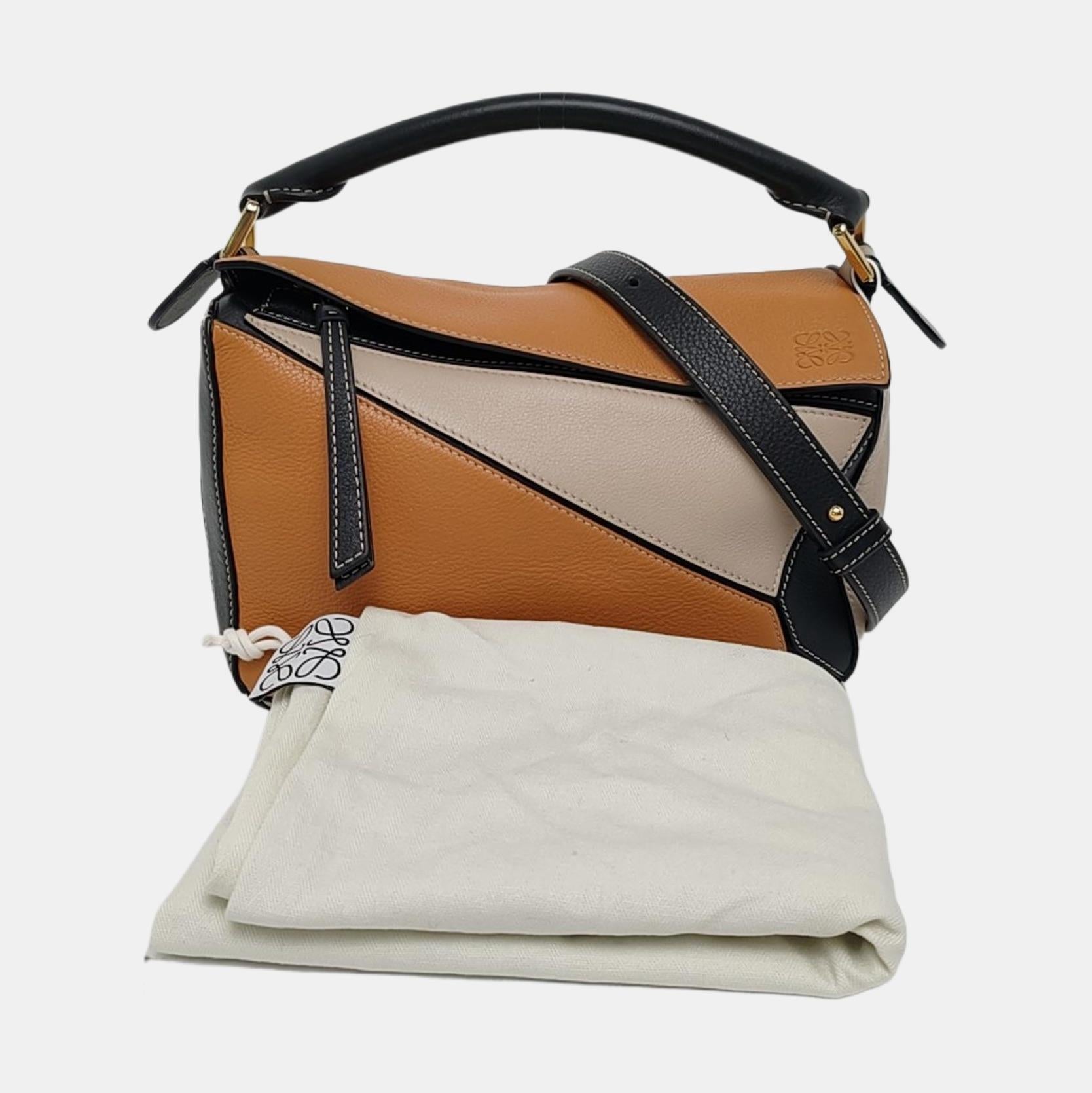 Loewe Puzzle Small Tricolor Karamell Sand Schwarz Crossbody Tasche im Angebot 2