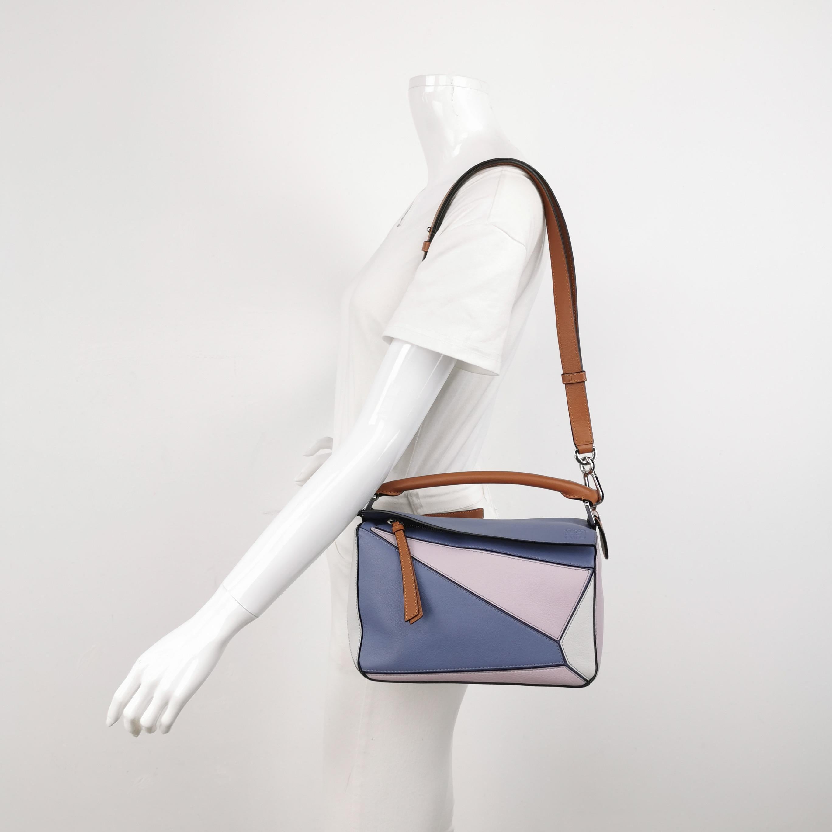De las mujeres Bolso Crossbody de piel de becerro Loewe Puzzle Pequeño Tricolor Morado Rosa Gris en venta