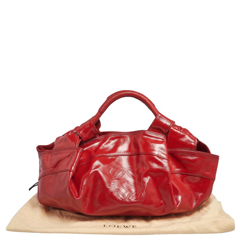 Loewe Red Patent Leather Aire Hobo 7