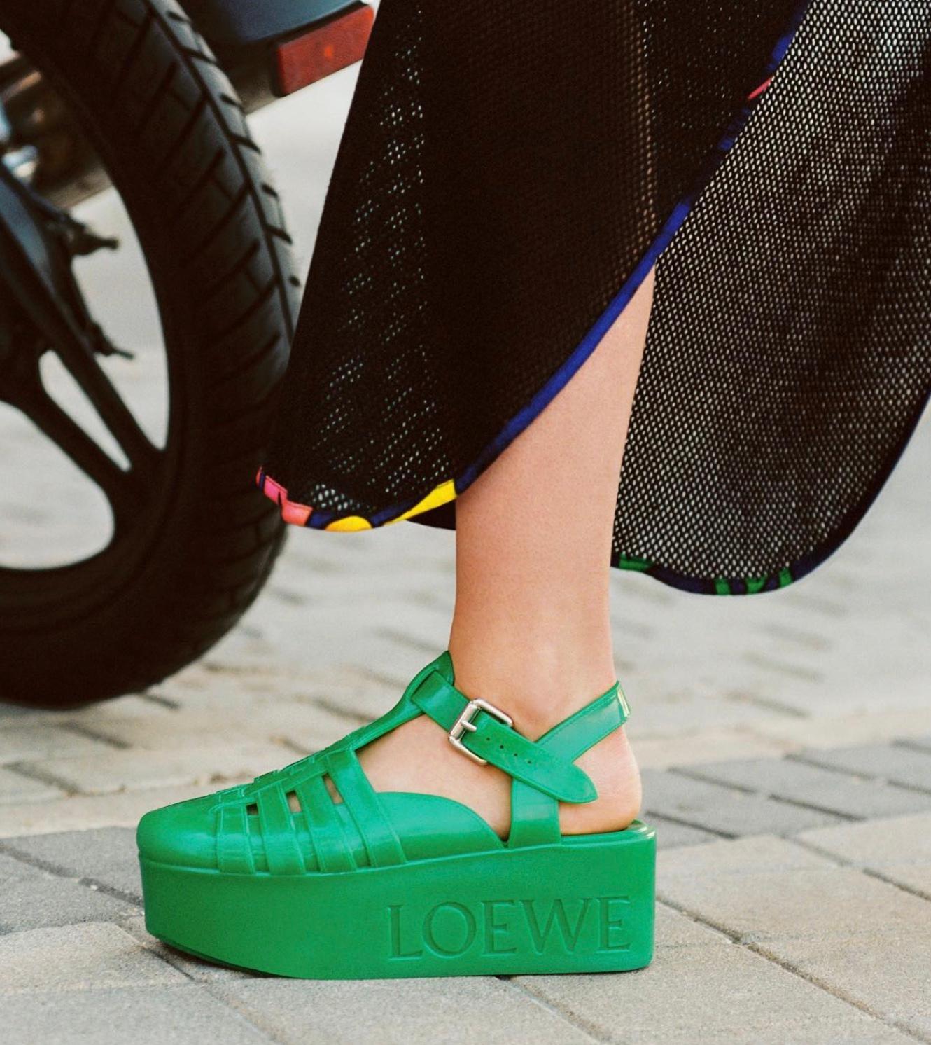 Loewe Rubber Wedge in Green Sz 37 NWT In New Condition In Paradise Island, BS