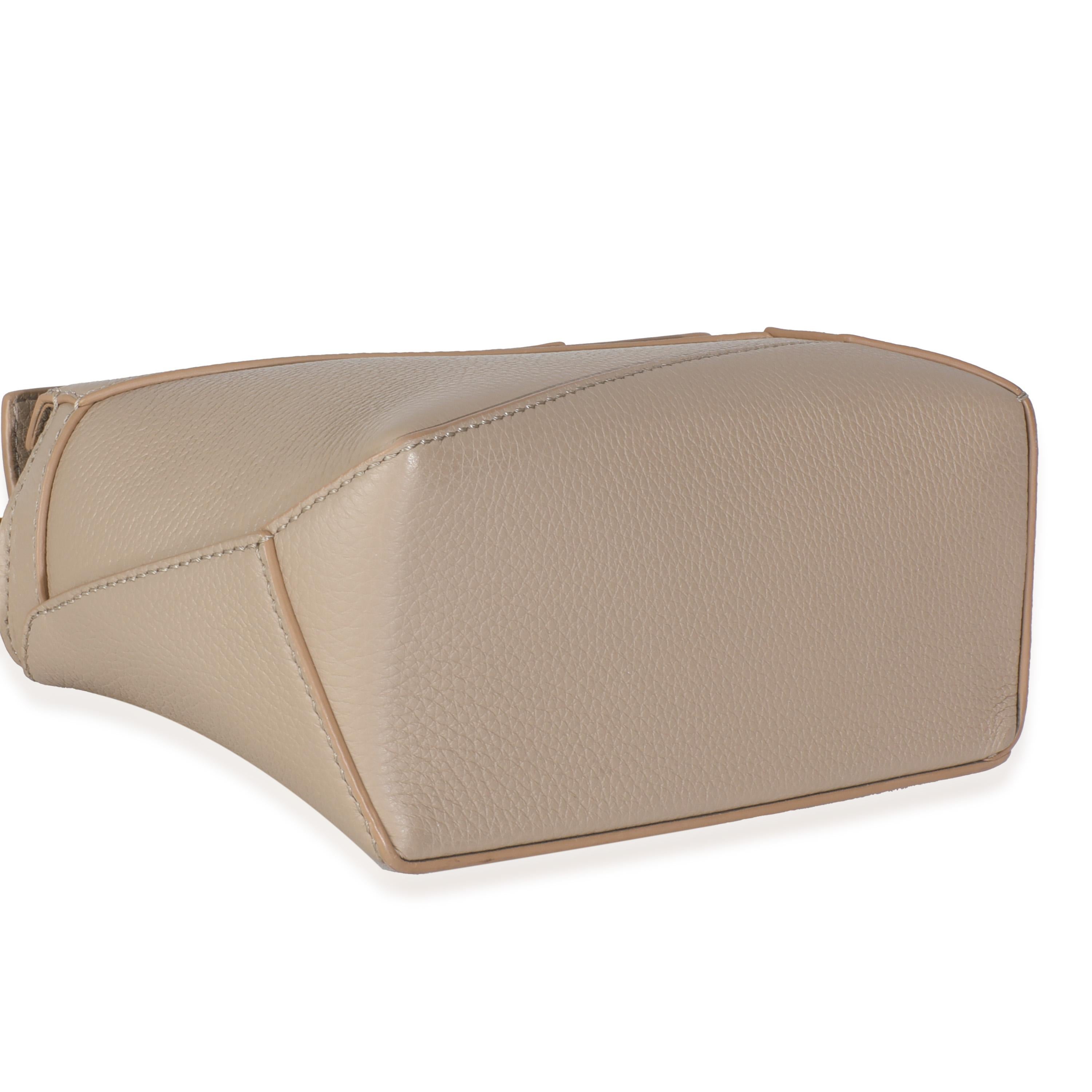 Loewe Sand Calfskin Mini Puzzle Edge Bag in vendita 2
