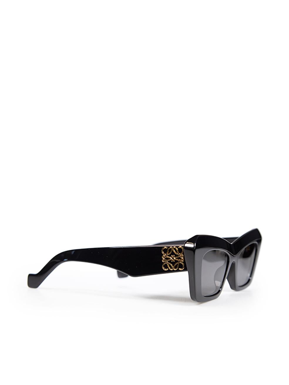 Loewe Shiny Black Anagram Cat Eye Sunglasses In New Condition In London, GB