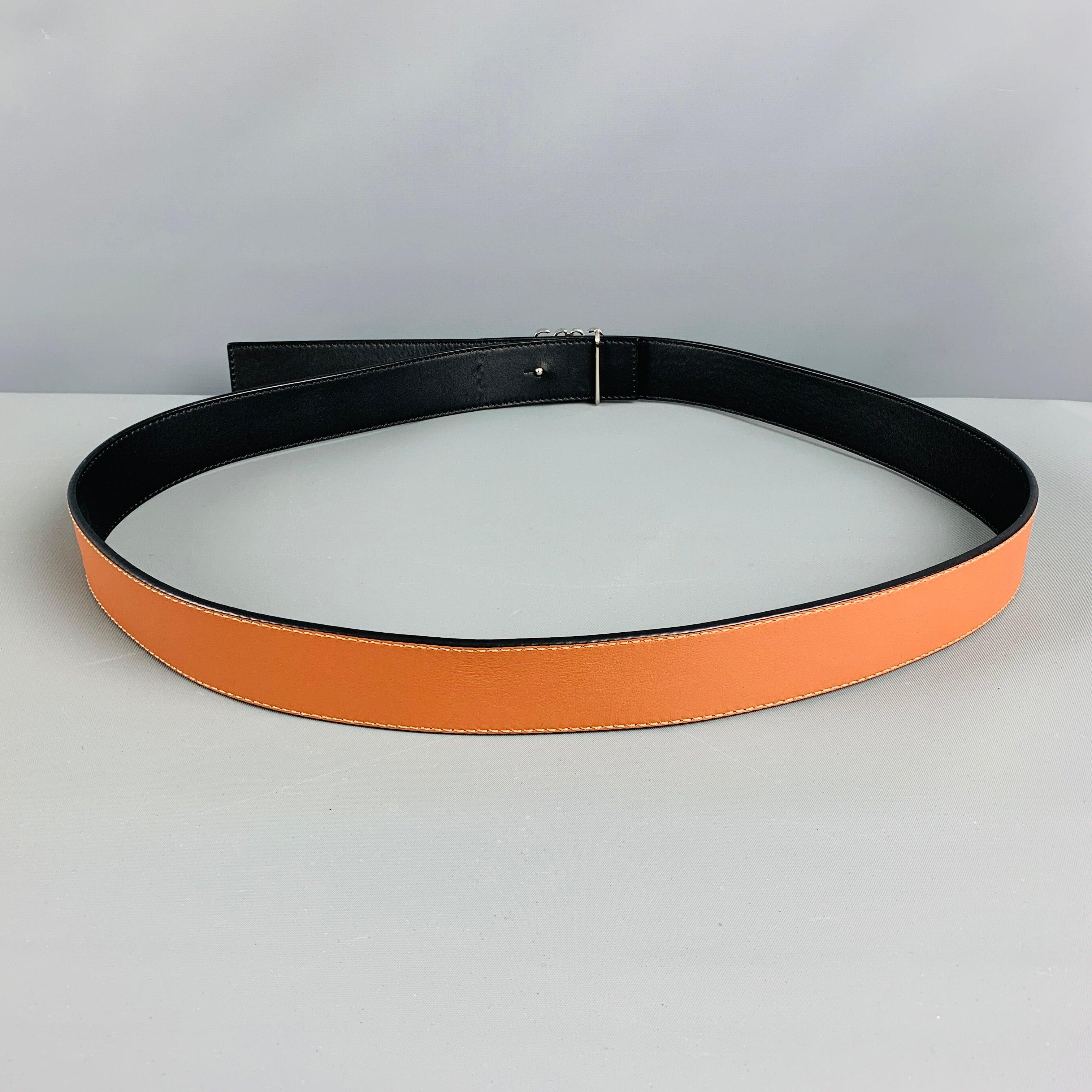 LOEWE Size 44 Black Tan Reversible Leather Belt In Excellent Condition For Sale In San Francisco, CA