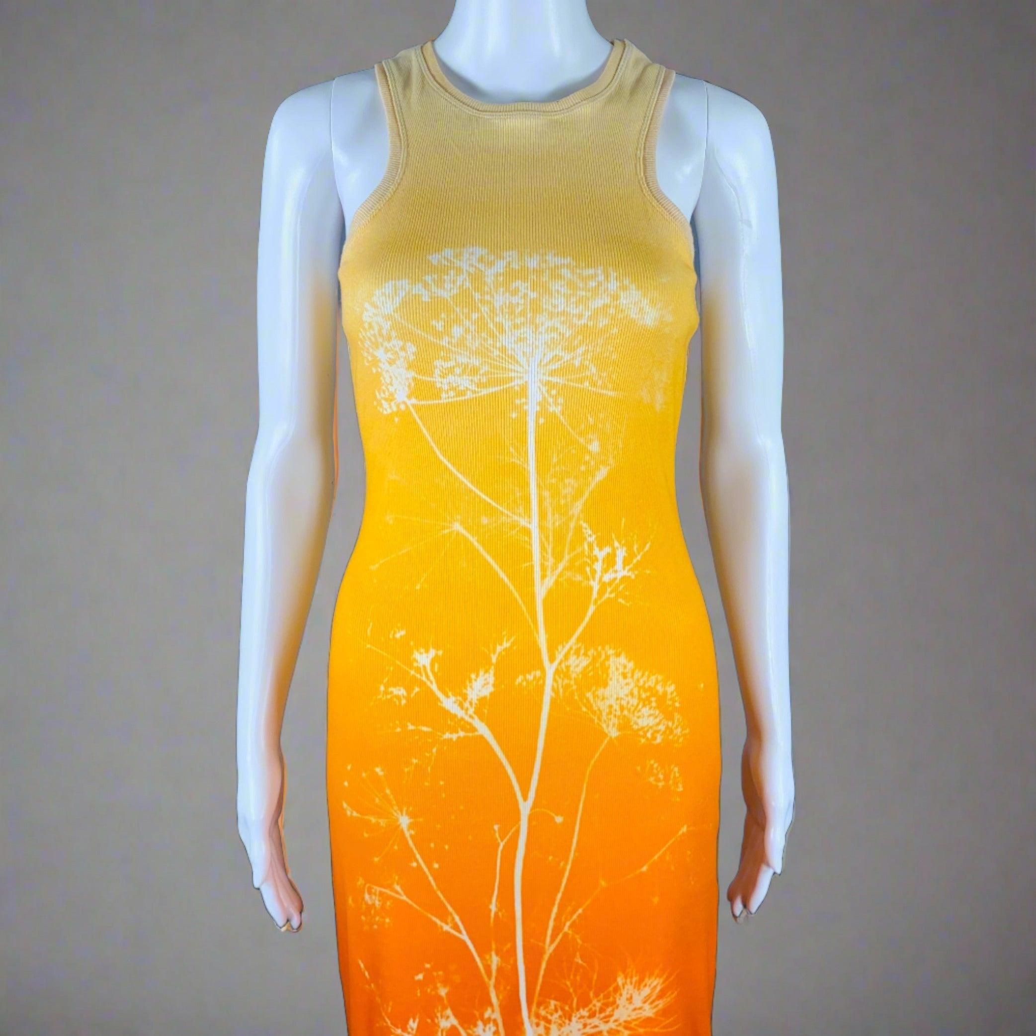 LOEWE x PAULA'S IBIZA dress
in an orange and beige cotton stretch blend knit featuring a long tank style, ombre design, and plant print. Made in Portugal.Excellent Pre-Owned Condition. 

Marked:   M 

Measurements: 
 
Shoulder: 10.5 inches Bust: 28