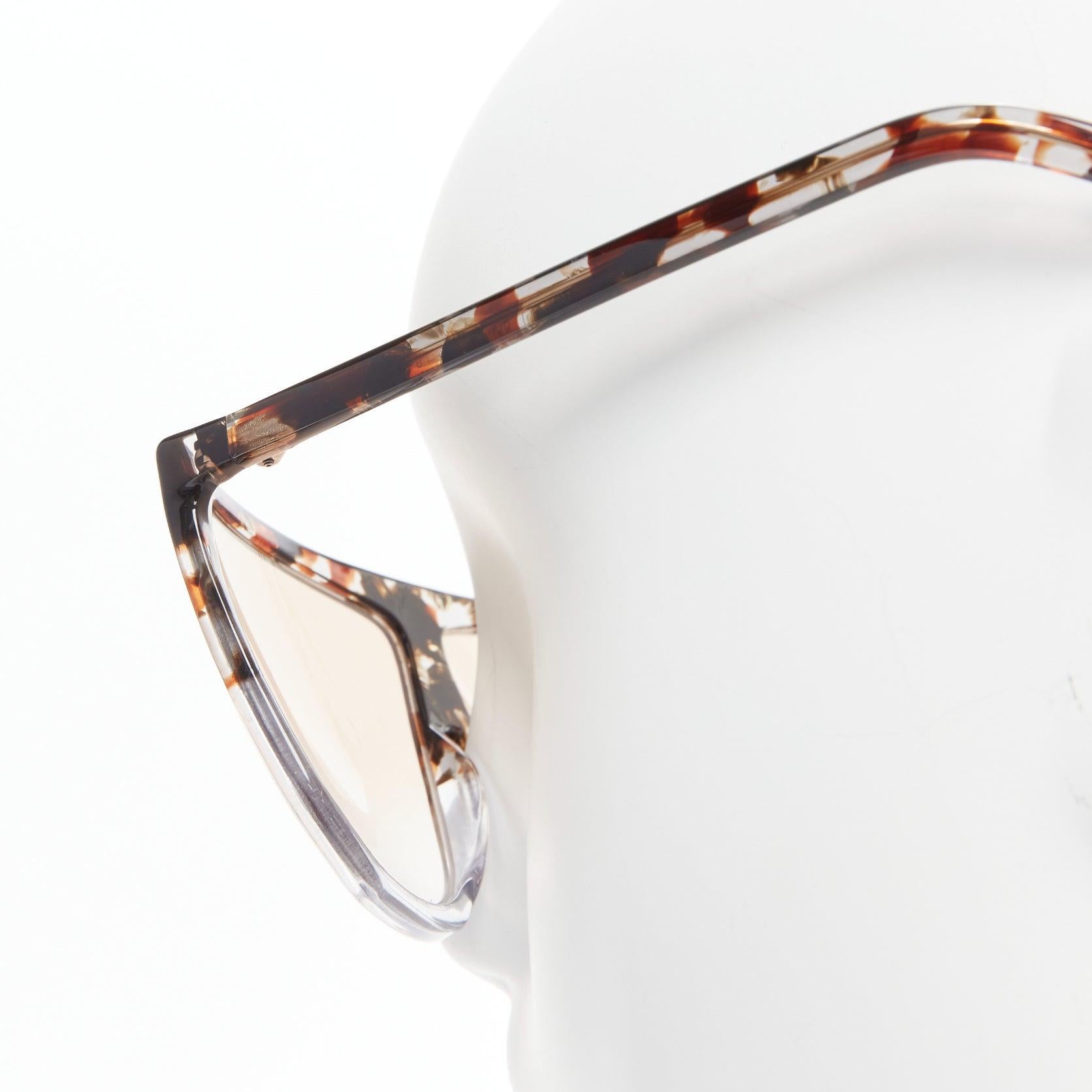 LOEWE SLW943 Filippa brown grey ombre gradient square oversized sunglasses
Reference: BSHW/A00094
Brand: Loewe
Designer: JW Anderson
Model: SLW943
Material: Acetate
Color: Brown, Grey
Pattern: Abstract
Closure: Pull On
Lining: Brown Acetate
Extra