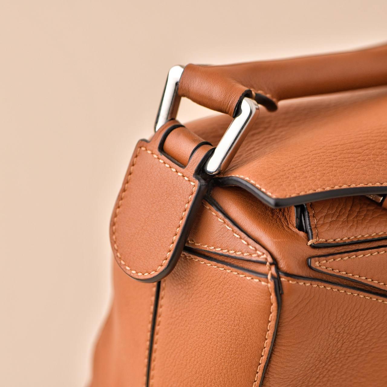 Loewe Small Puzzle Caramel Leather Shoulder Crossbody Bag For Sale 5