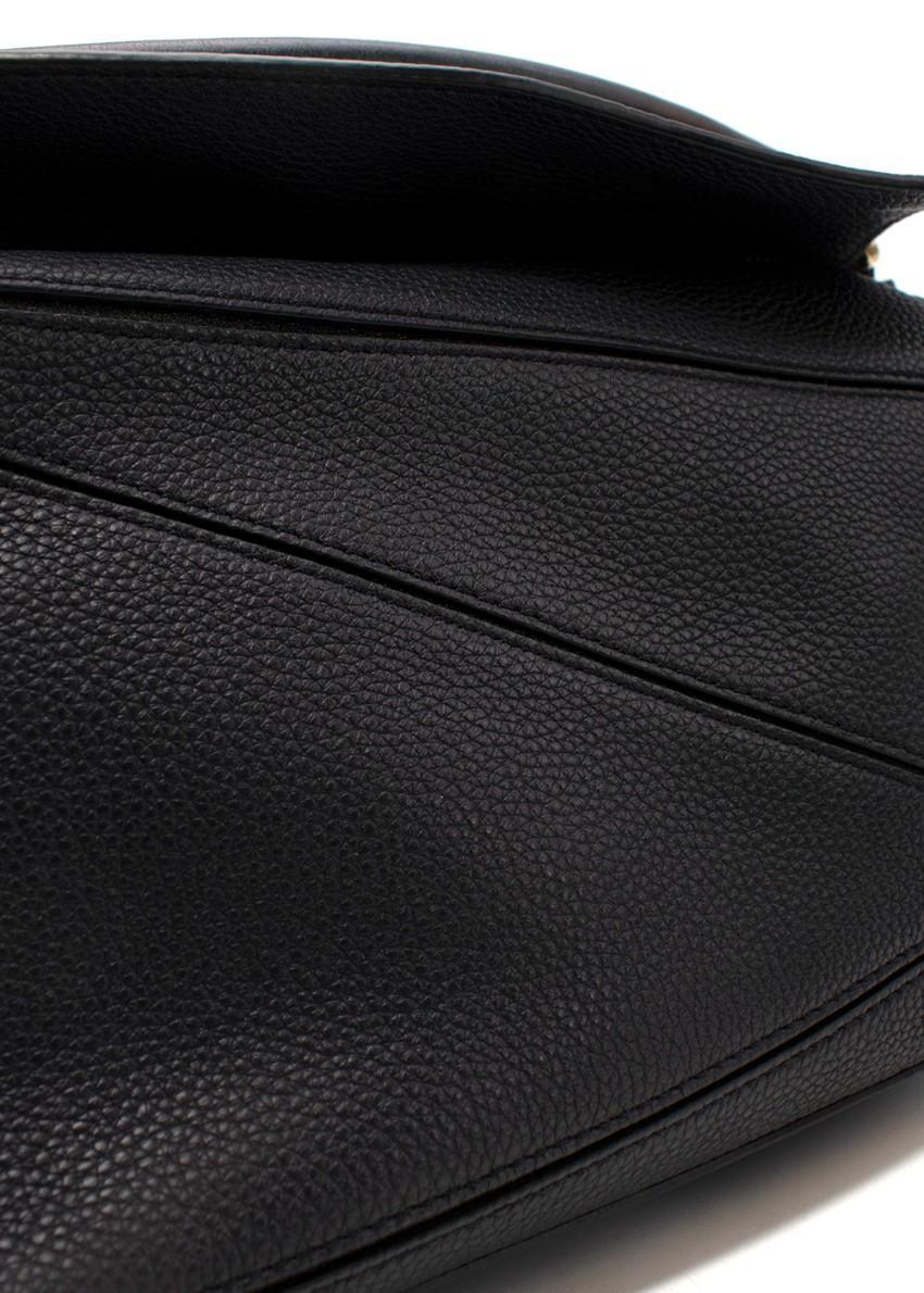 Loewe Small Puzzle Navy Calfskin Leather Bag In Good Condition For Sale In London, GB