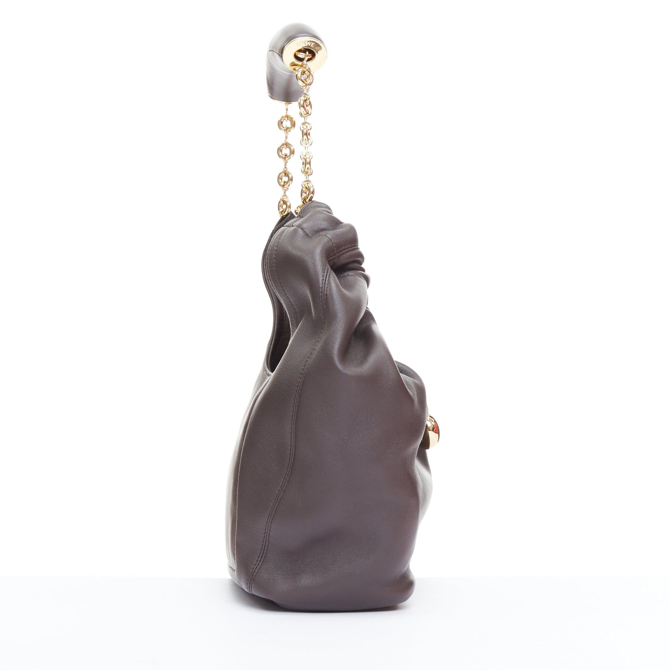 LOEWE Small Squeeze chocolate brown nappa lambskin gold chain hobo bag In Good Condition In Hong Kong, NT