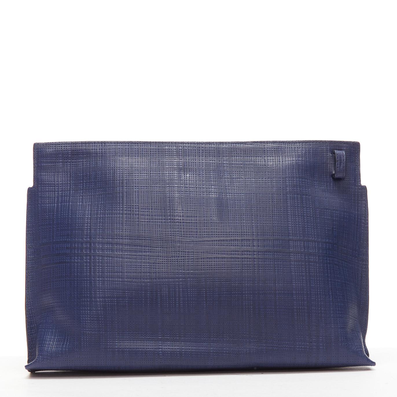 LOEWE T Pouch navy textured checkered leather silver zip wrist clutch bag In Good Condition For Sale In Hong Kong, NT