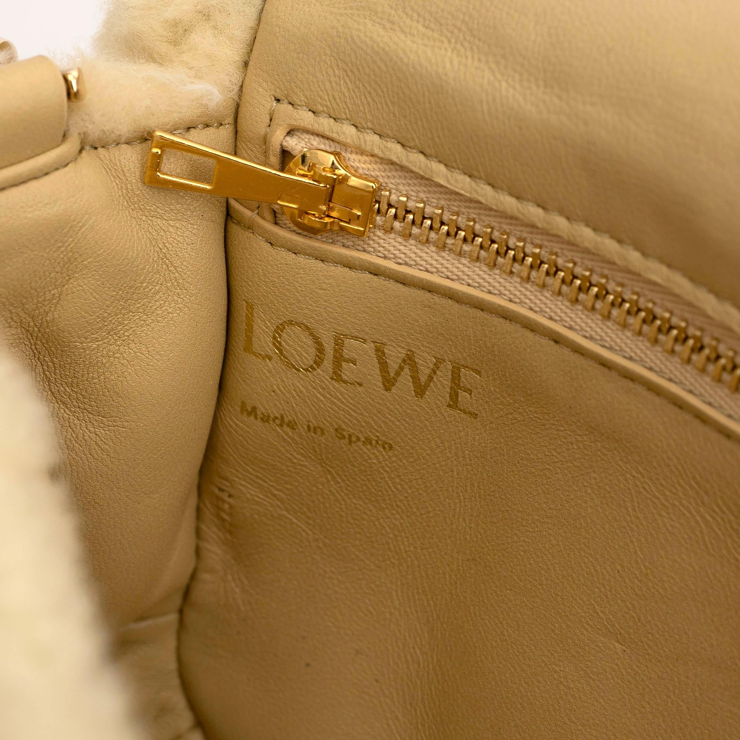 LOEWE vanilla 2023 GOYA MINI SHEARLING PUFFER Bag 2