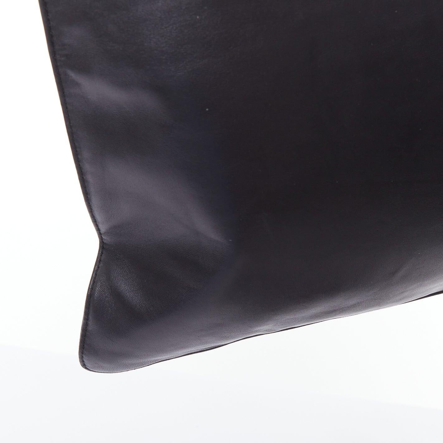 LOEWE Vintage black anagram logo soft leather square tote bag For Sale 3