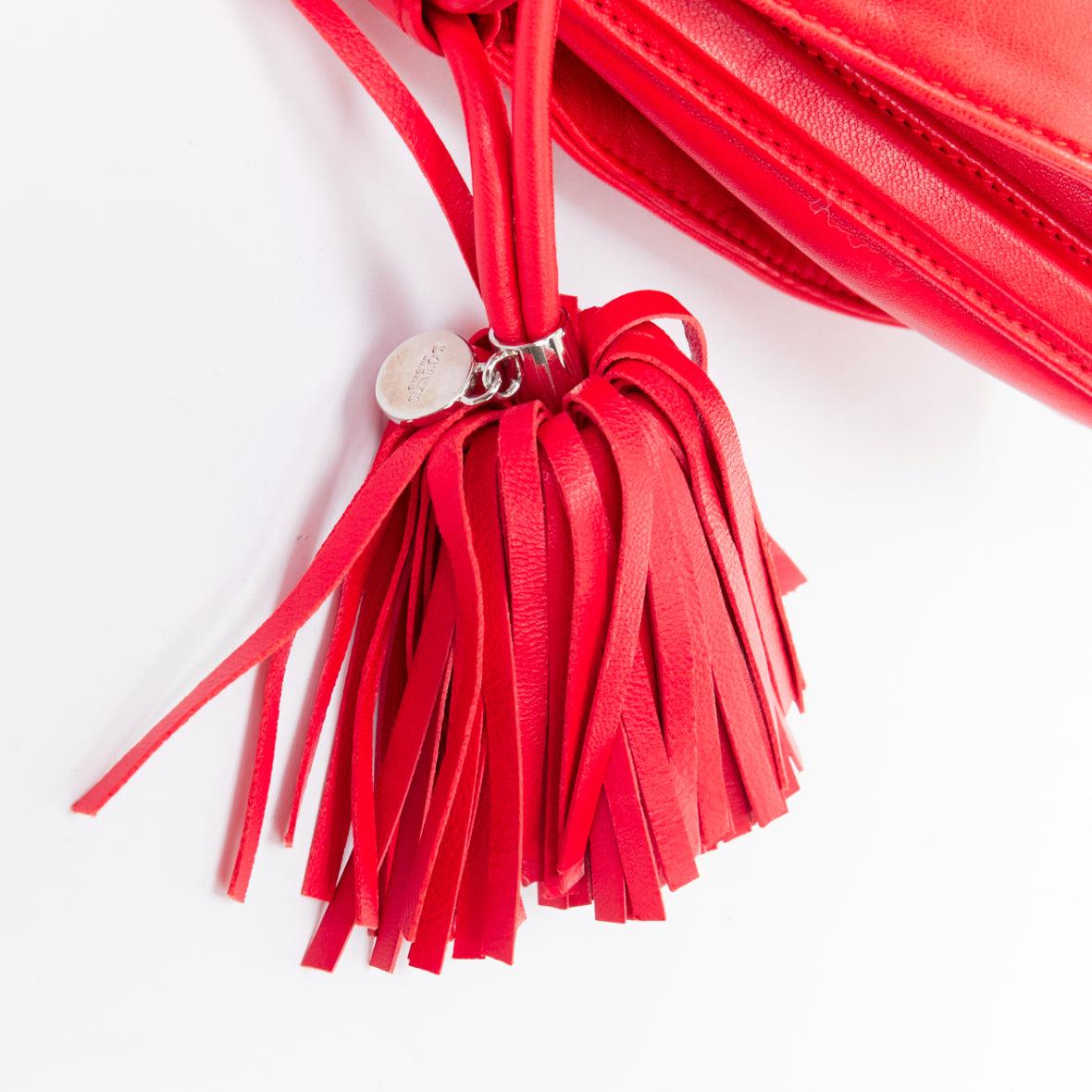 LOEWE Vintage Flamenc Tassel red soft leather anagram crossbody bucket bag For Sale 3
