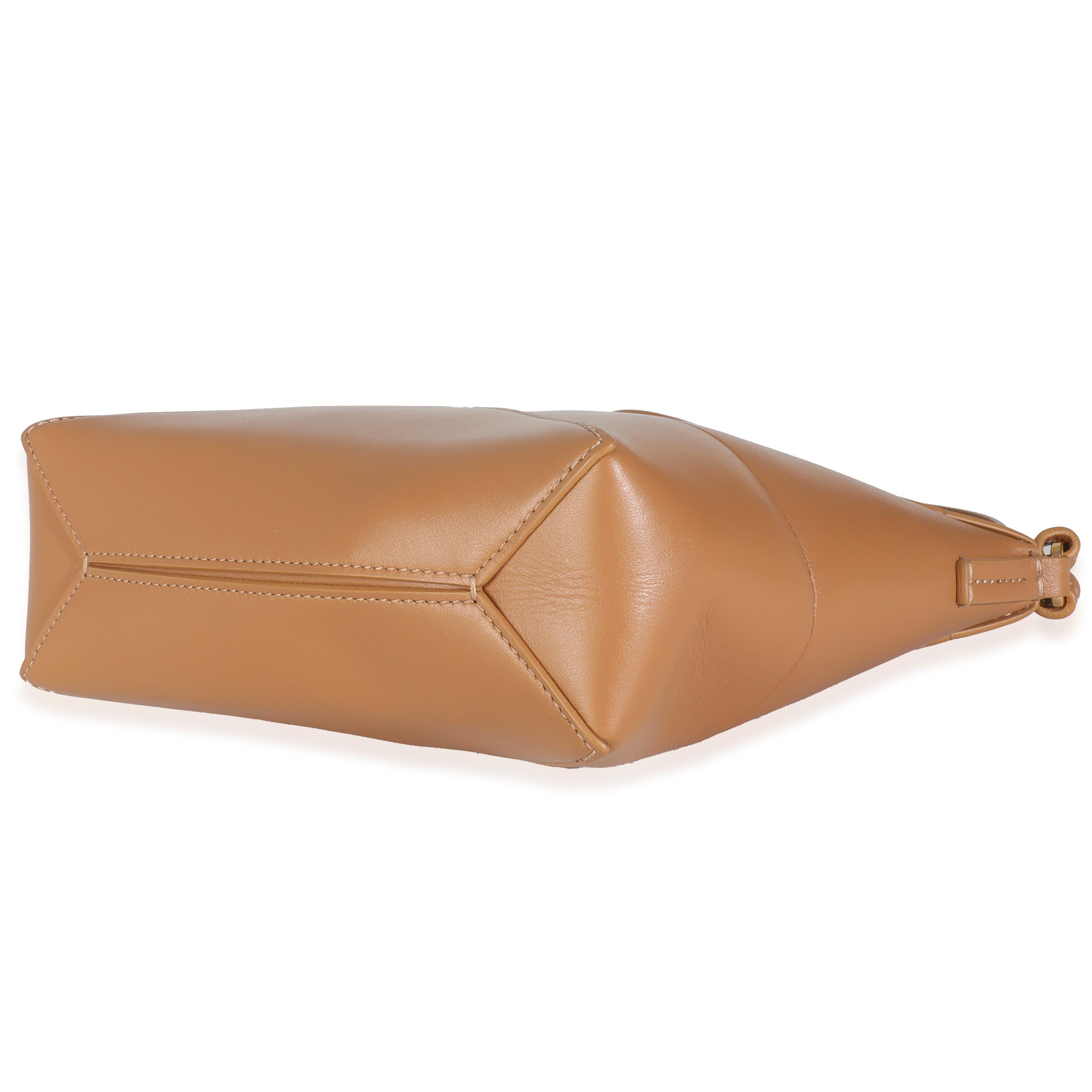 Loewe Warm Desert Calfskin Puzzle Fold Pouch In Excellent Condition For Sale In New York, NY