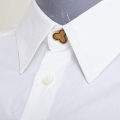 LOEWE camicia cropped in cotone bianco con bottone a cascata e maniche a drappo FR36 S