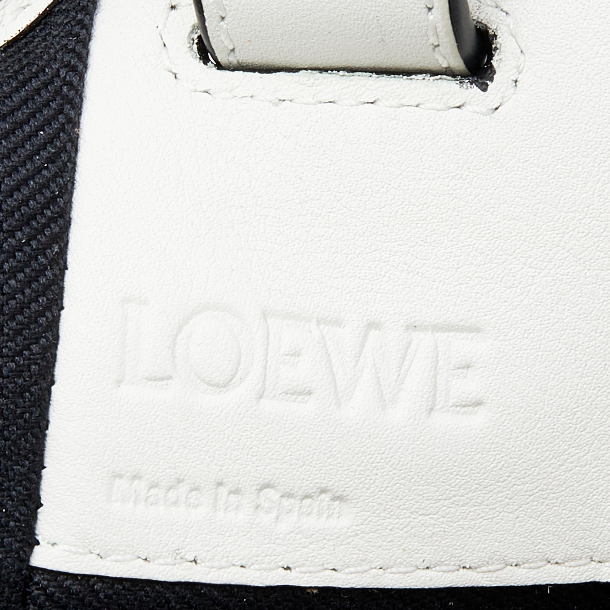 Loewe White Leather Small Hammock Shoulder Bag 2