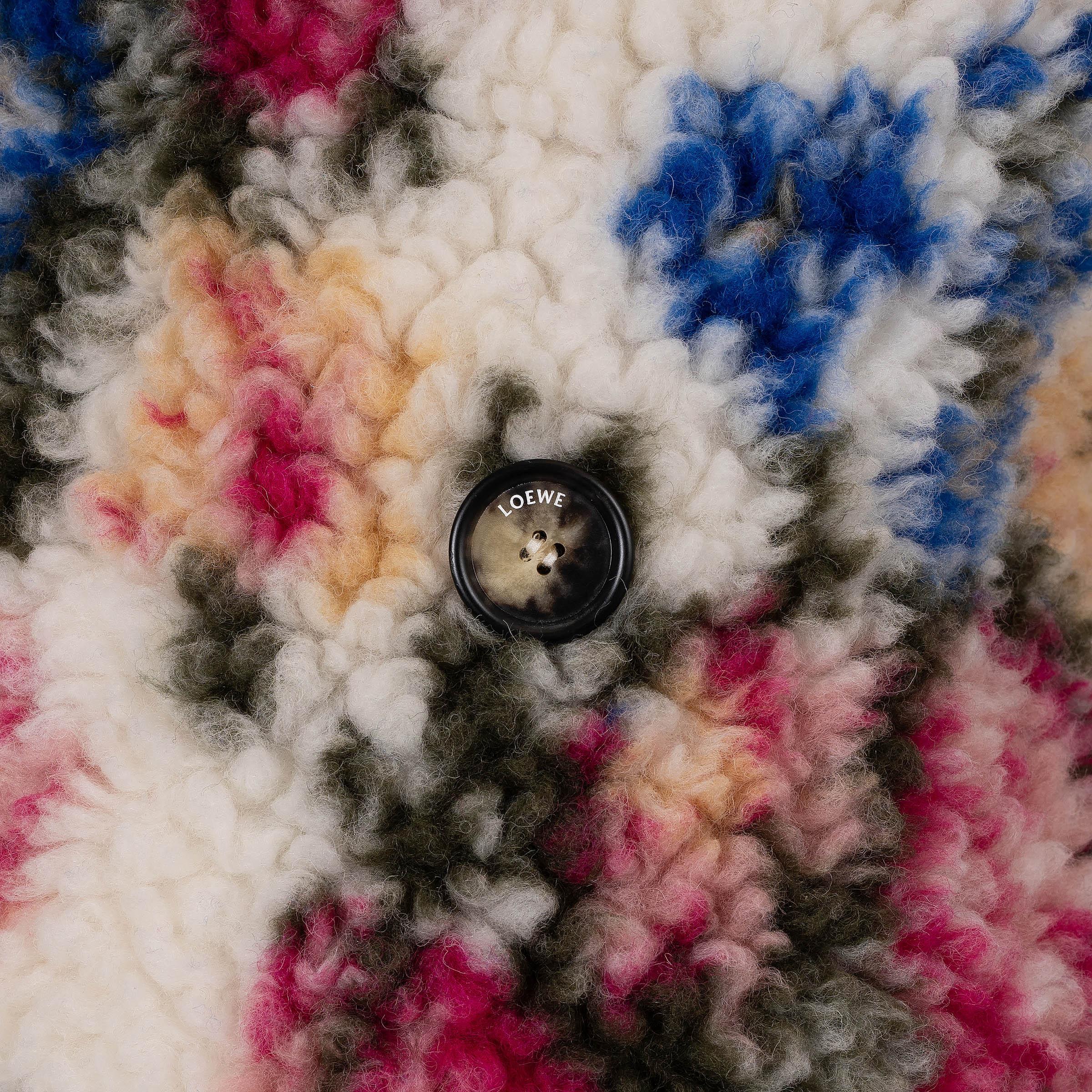 LOEWE giacca cappotto bianco e multi shearling 2024 FLORAL TEDDY 36 XS In condizioni ottime in vendita a Zürich, CH