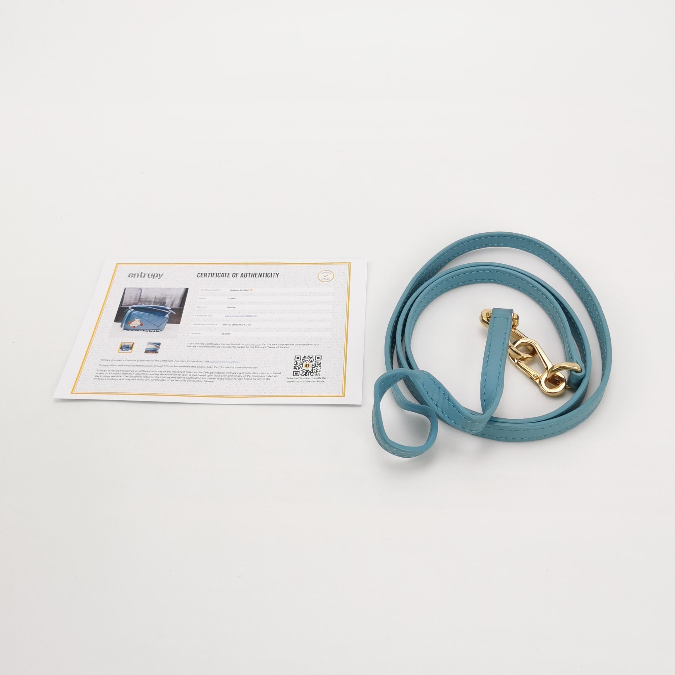 Loewe x Studio's Moving Castle Studio Ghibli Collection Puzzle Mini Blue Dog in vendita 7