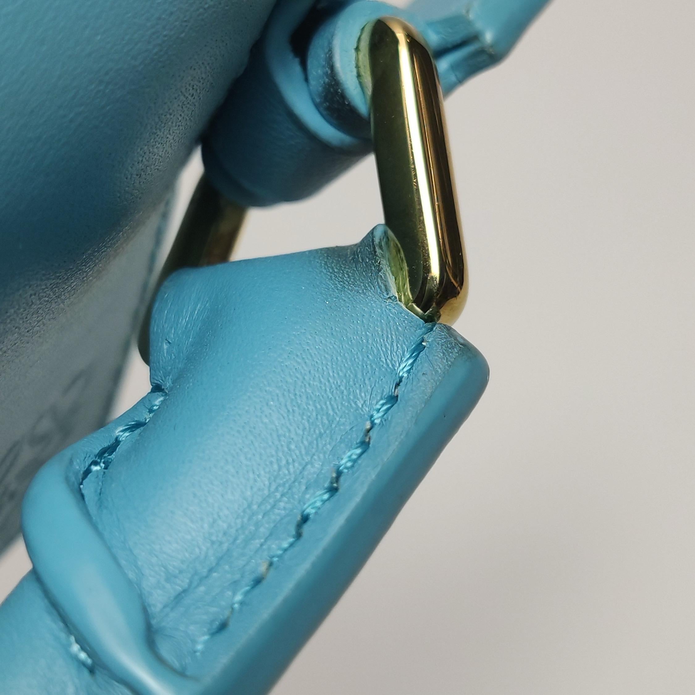 Loewe x Studio's Moving Castle Studio Ghibli Collection Puzzle Mini Blue Dog in vendita 11