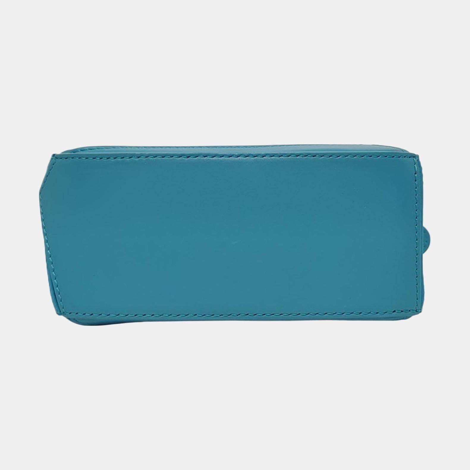 Loewe x Studio's Moving Castle Studio Ghibli Collection Puzzle Mini Blue Dog In condizioni ottime in vendita a AUBERVILLIERS, FR