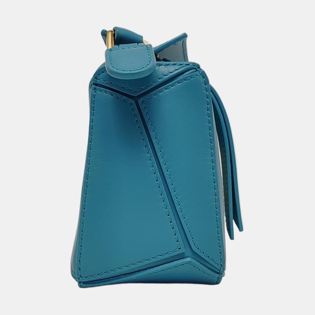 Loewe x Studio's Moving Castle Studio Ghibli Collection Puzzle Mini Blue Dog in vendita 2