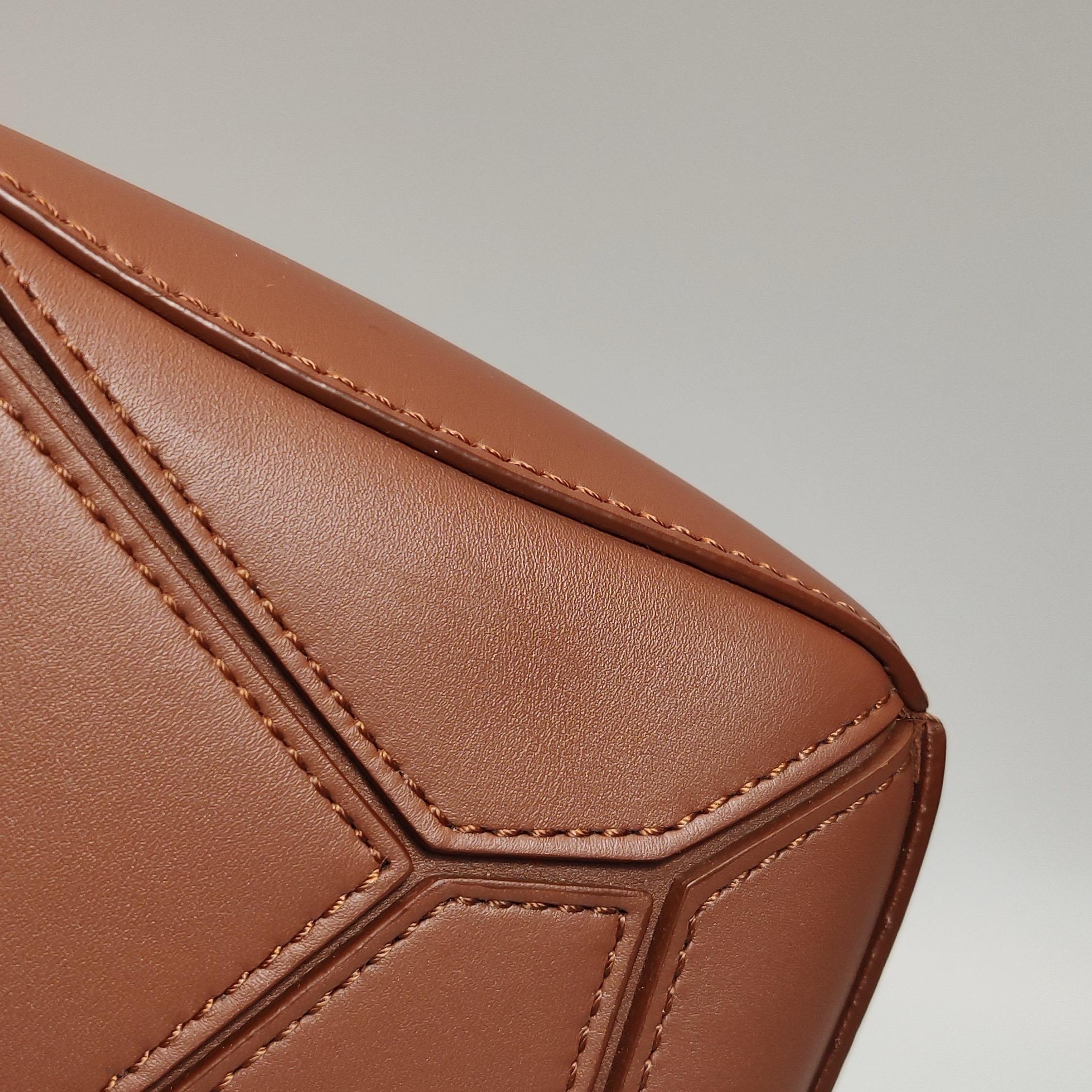 Loewe x Studio A Moving Castle Studio Ghibli Puzzle Calcifer Piccolo Tan Caramel in vendita 8