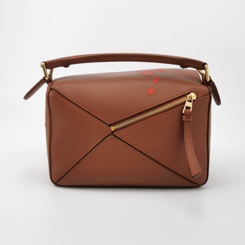  Loewe x Howl's Moving Castle Studio Ghibli Puzzle Calcifer Petit Caramel Tan Pour femmes 