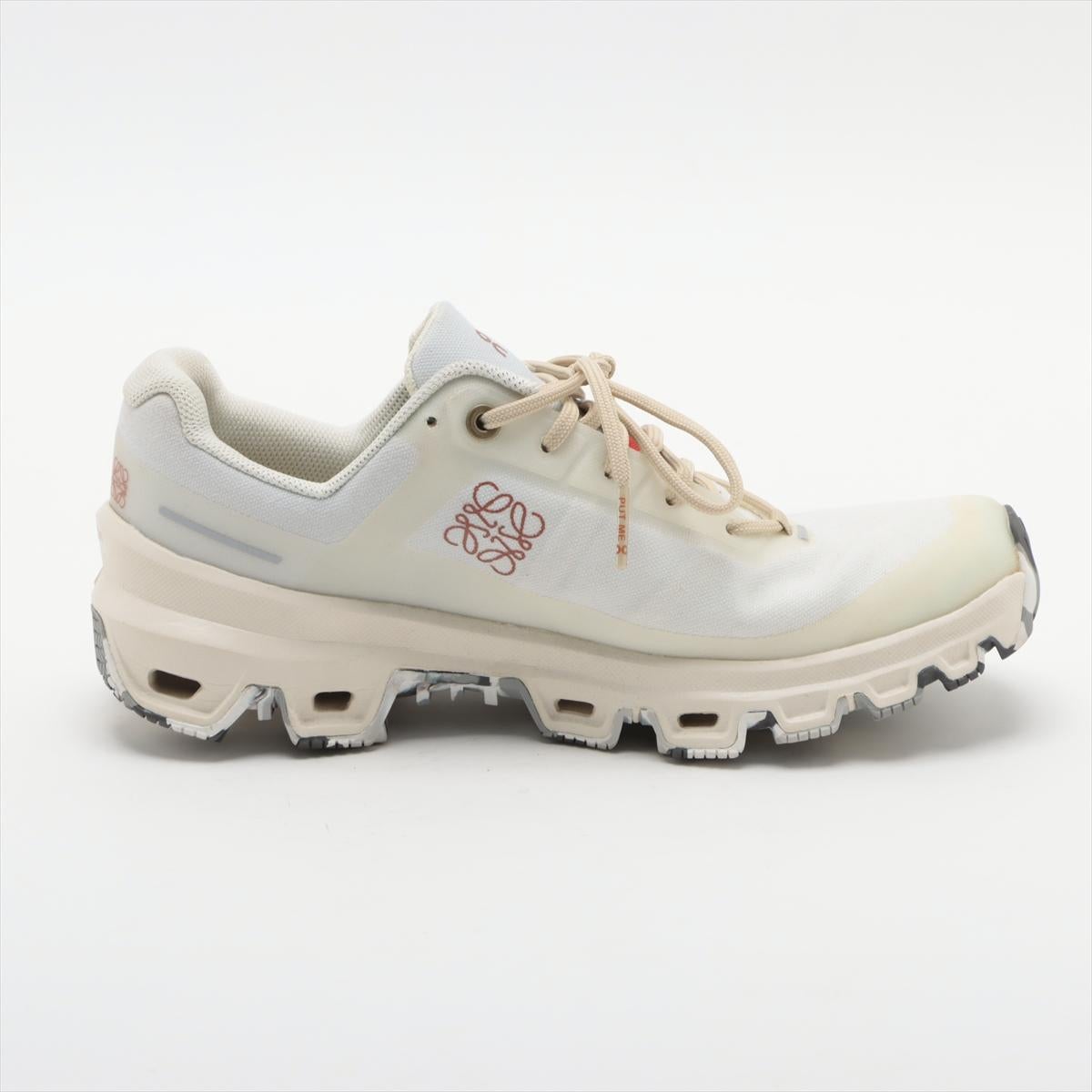 Loewe x On Cloud Ventures  Sneaker White x Beige 1