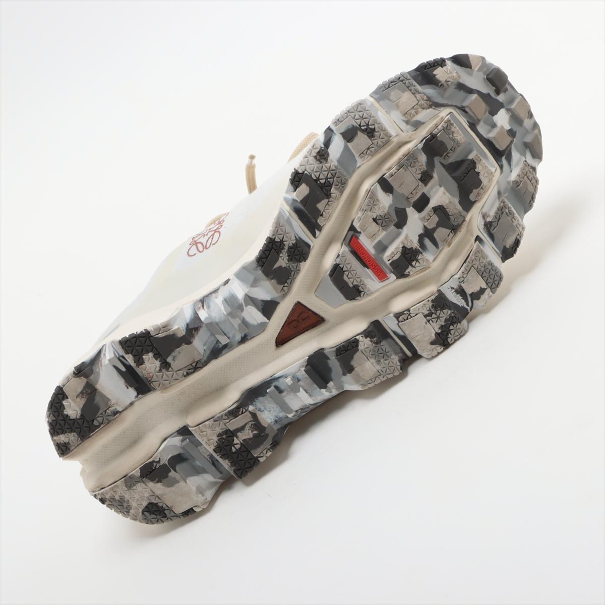 Loewe x On Cloud Ventures  Sneaker White x Beige 3