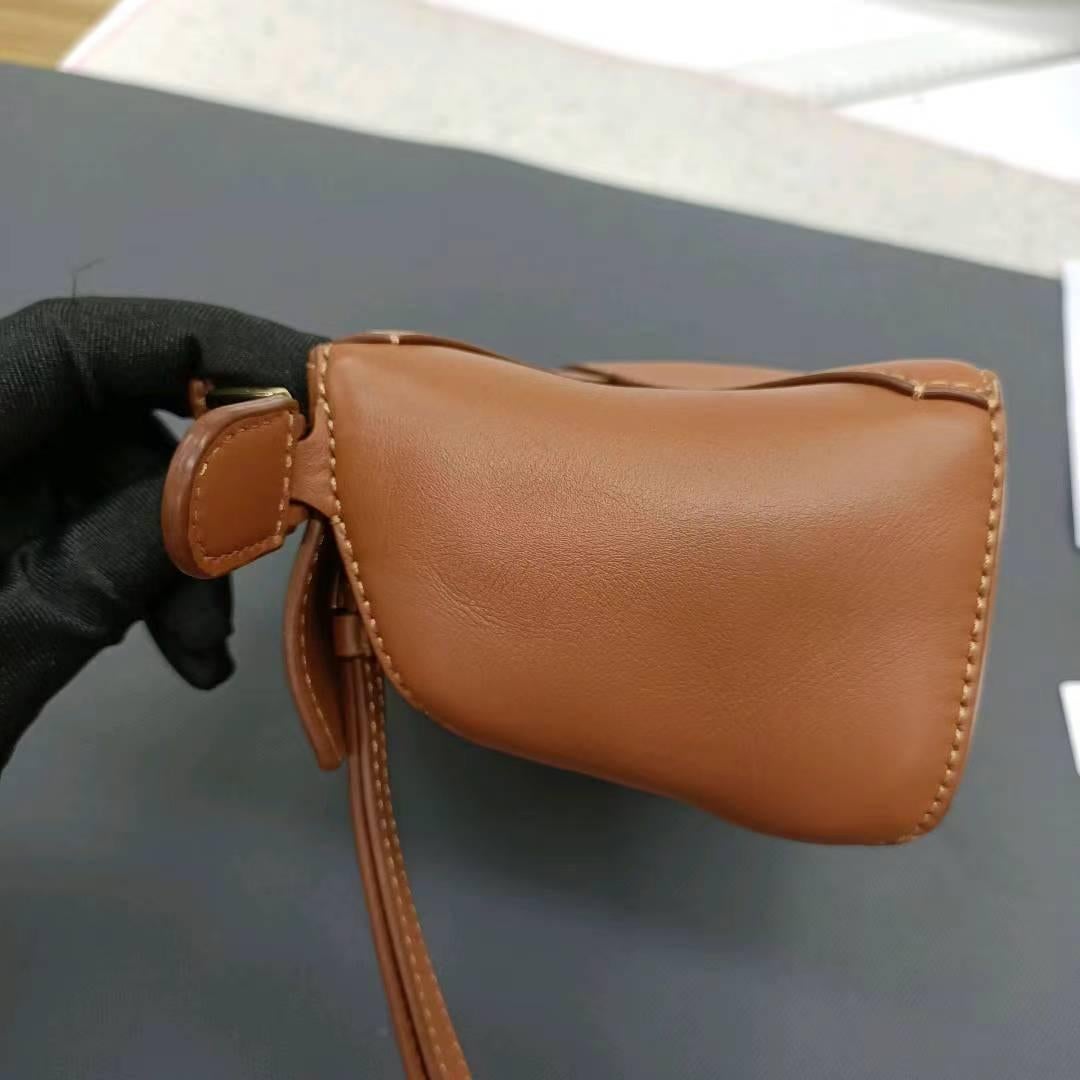 Loewe x Paula's Ibiza Degrade Puzzle Edge Mini Leather Lemon & Tan Crossbody Bag For Sale 6