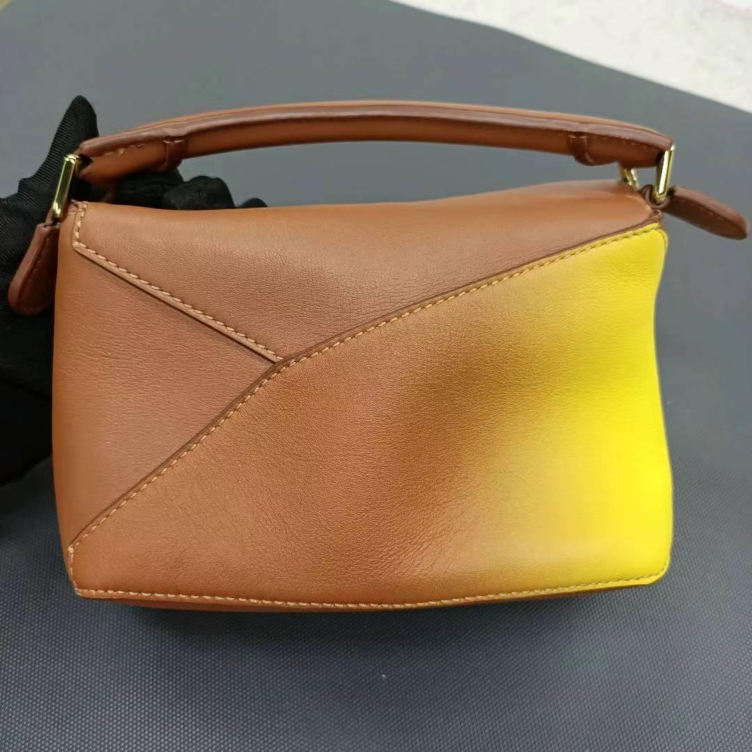 Loewe x Paula's Ibiza Degrade Puzzle Edge Mini Leather Lemon & Tan Crossbody Bag For Sale 9