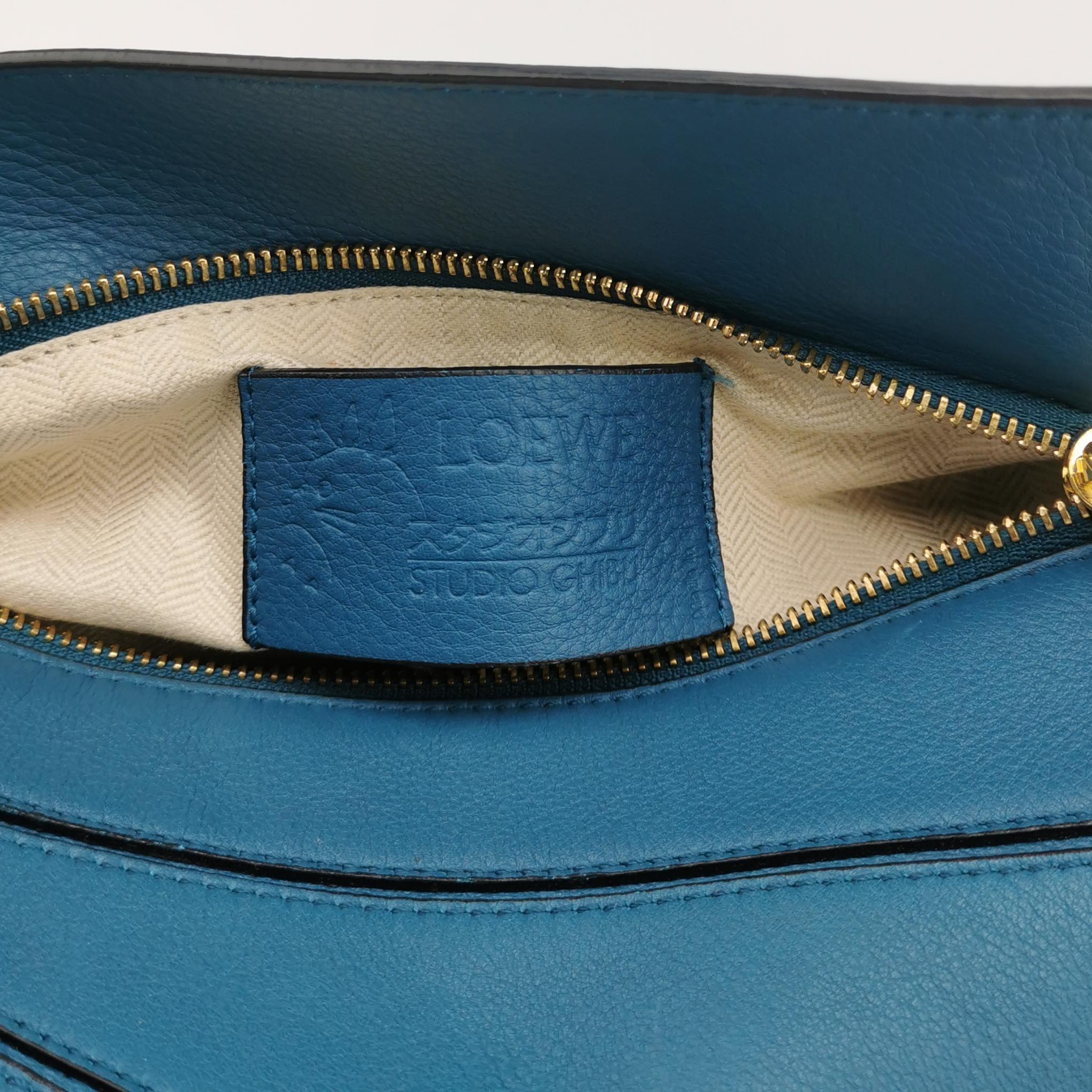 Loewe x Spirited Away Studio Ghibli Collection'S Puzzle Borsa a tracolla piccola blu in vendita 5