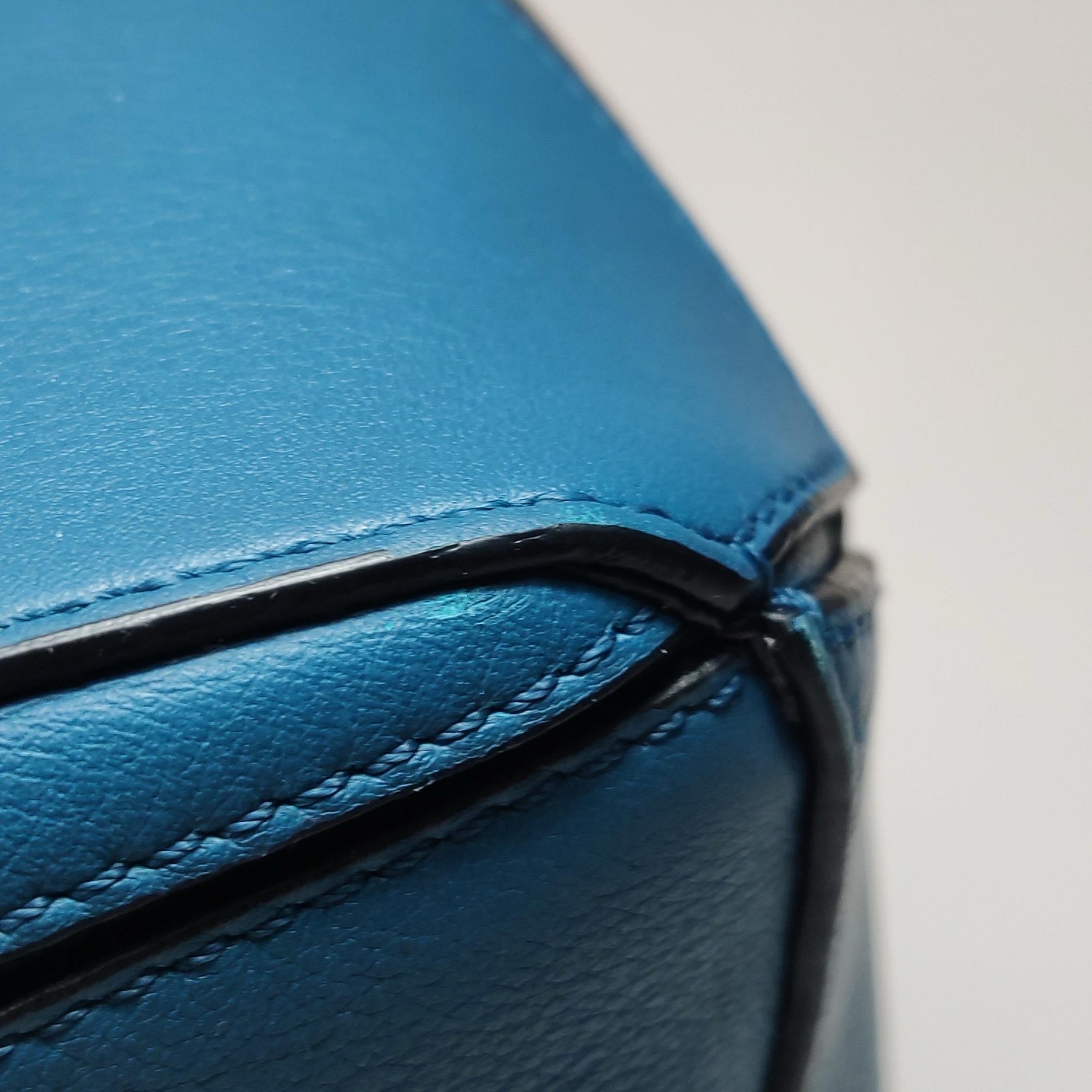 Loewe x Spirited Away Studio Ghibli Collection'S Puzzle Borsa a tracolla piccola blu in vendita 9