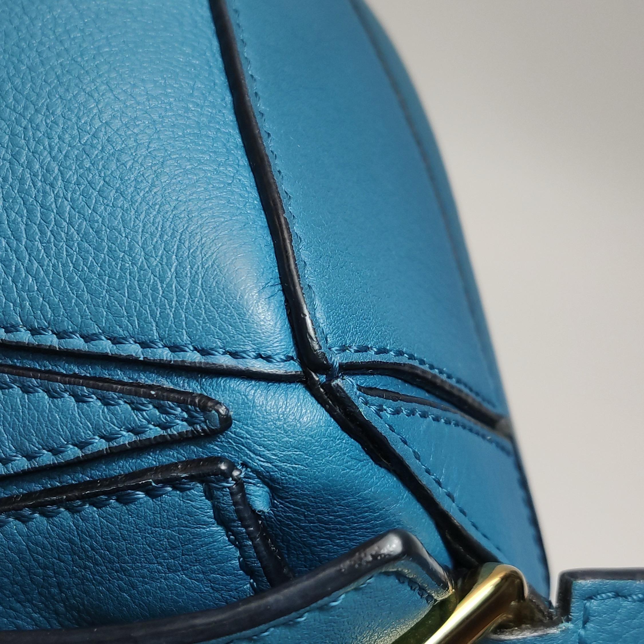 Loewe x Spirited Away Studio Ghibli Collection'S Puzzle Borsa a tracolla piccola blu in vendita 13