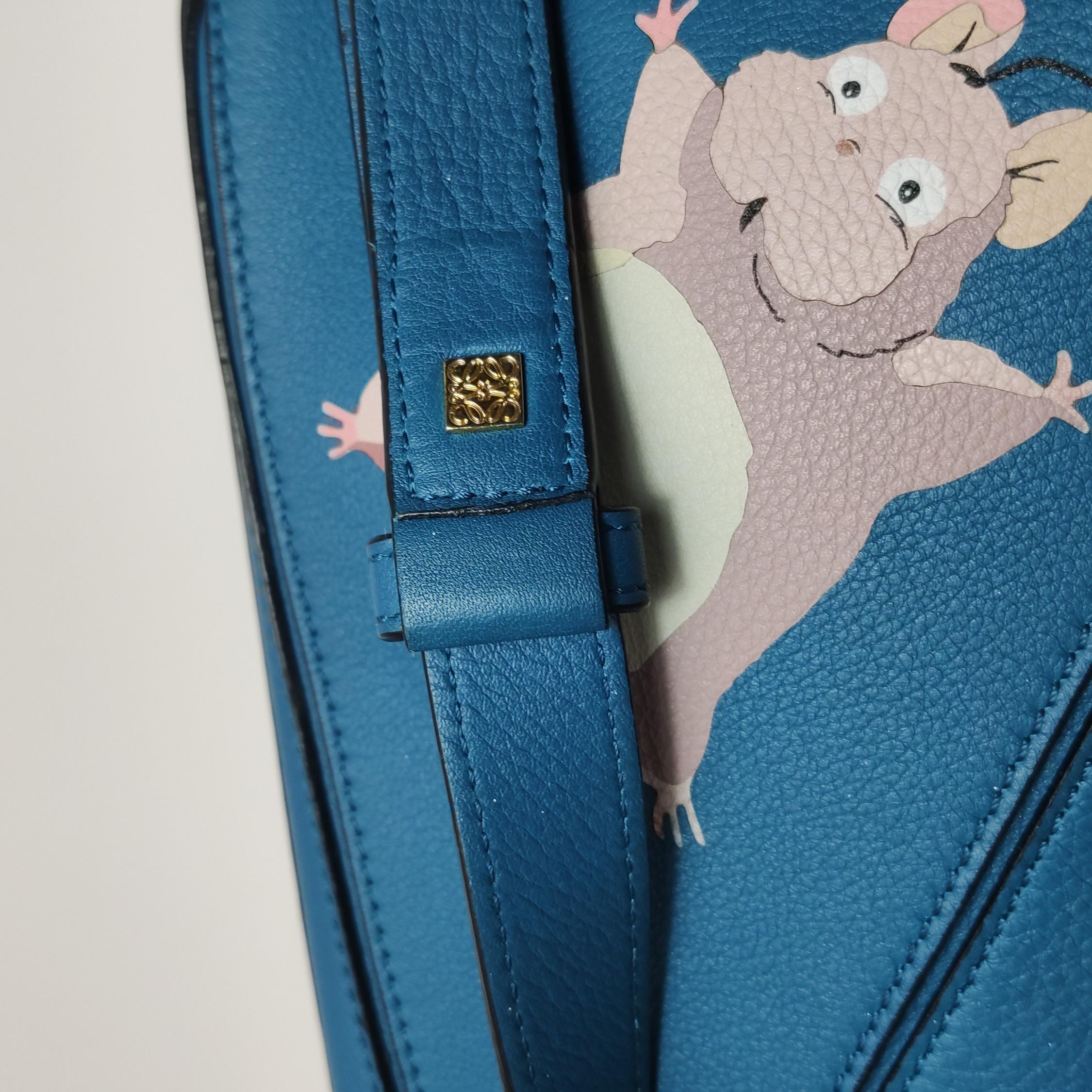 Loewe x Spirited Away Studio Ghibli Collection'S Puzzle Borsa a tracolla piccola blu in vendita 4