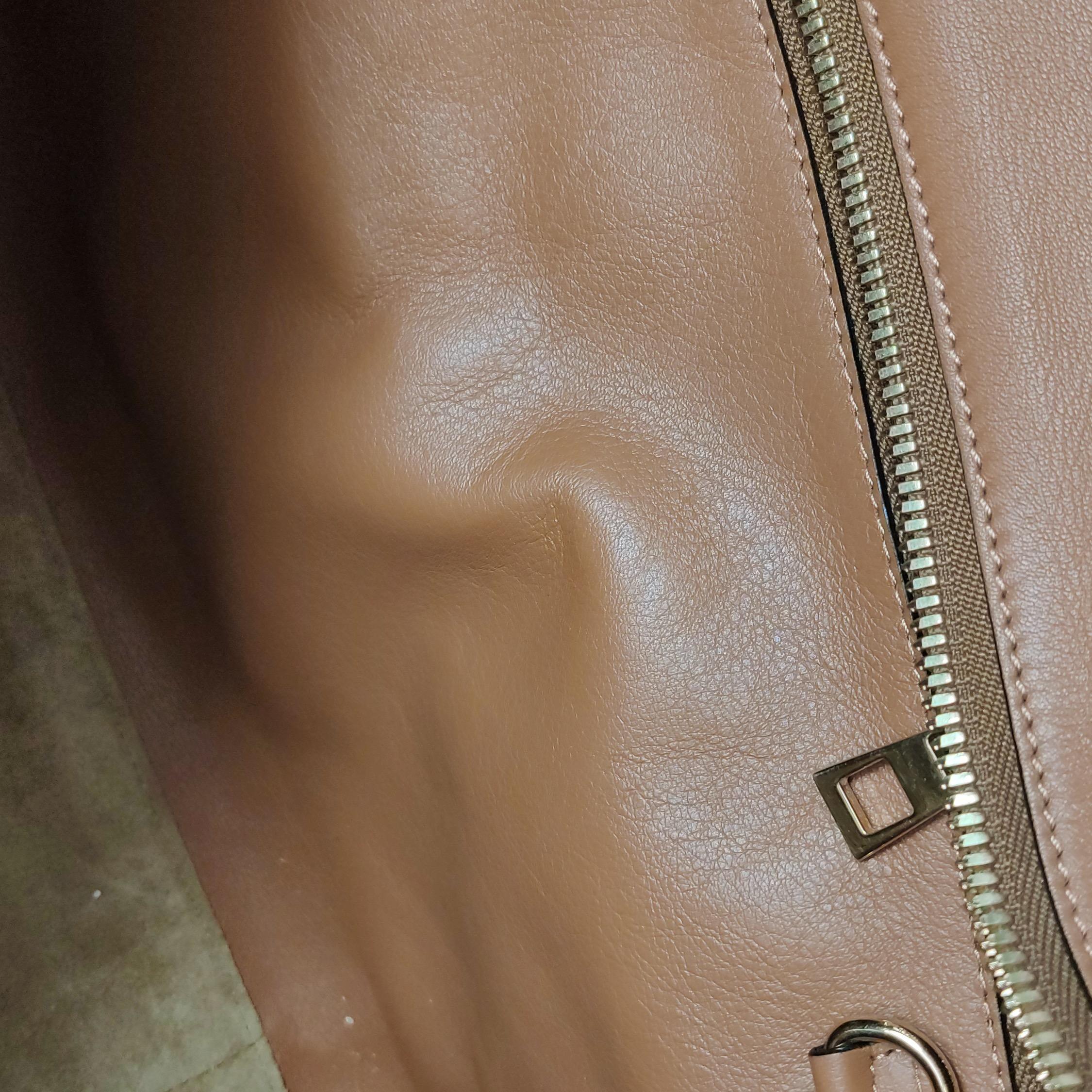 Loewe x Star Wars Amazona Mediana 36 Piel Estampada Marrón Fuego Con Correa en venta 6