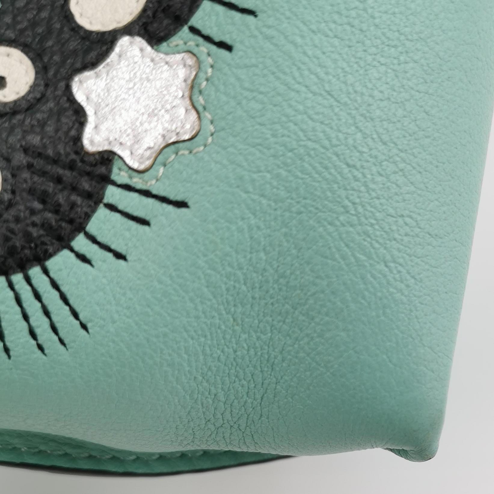 Loewe x Studio Ghibli Collection'S Susuwatari Mini Flamenco Borsa a tracolla verde in vendita 6