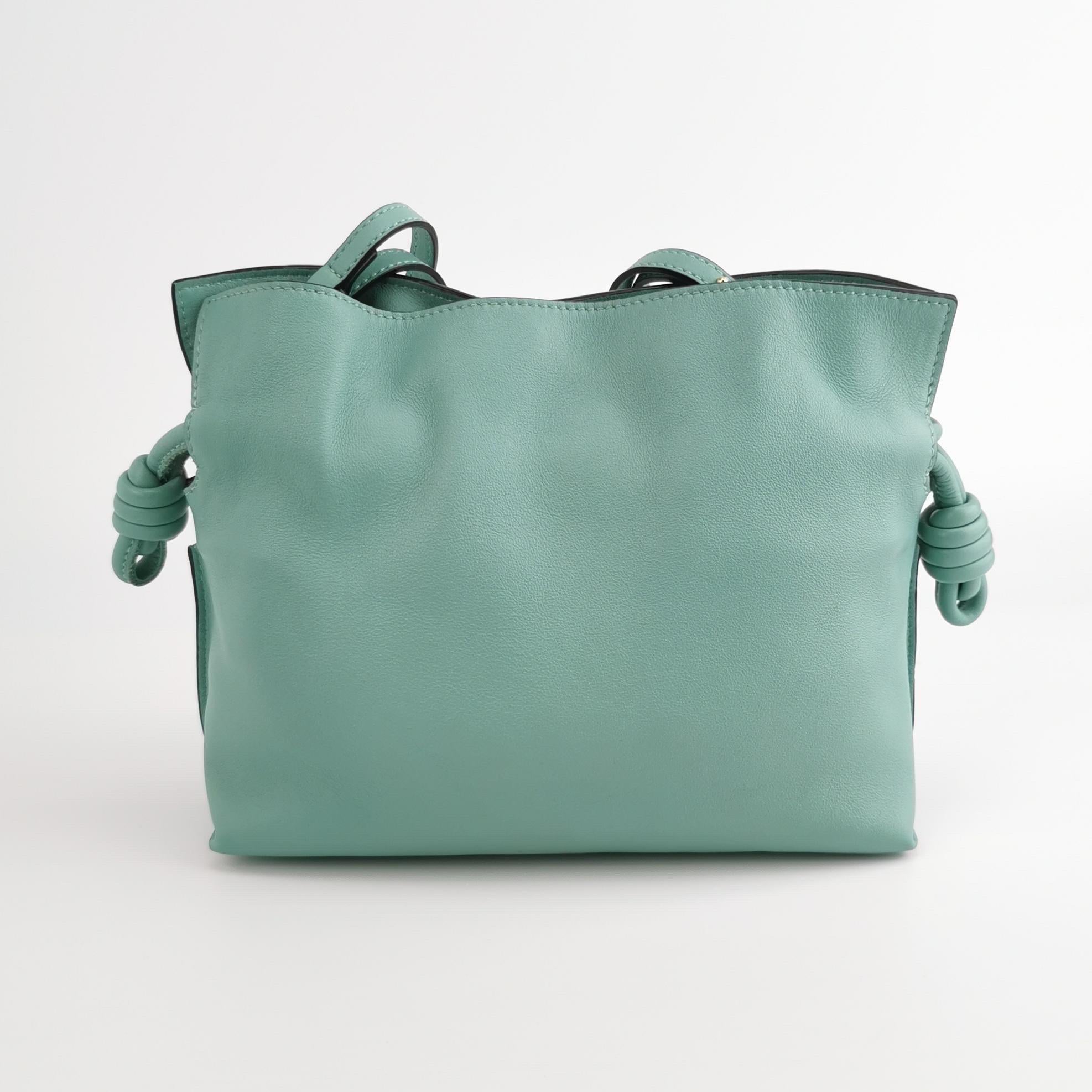 Verde Loewe x Studio Ghibli Collection'S Susuwatari Mini Flamenco Borsa a tracolla verde in vendita