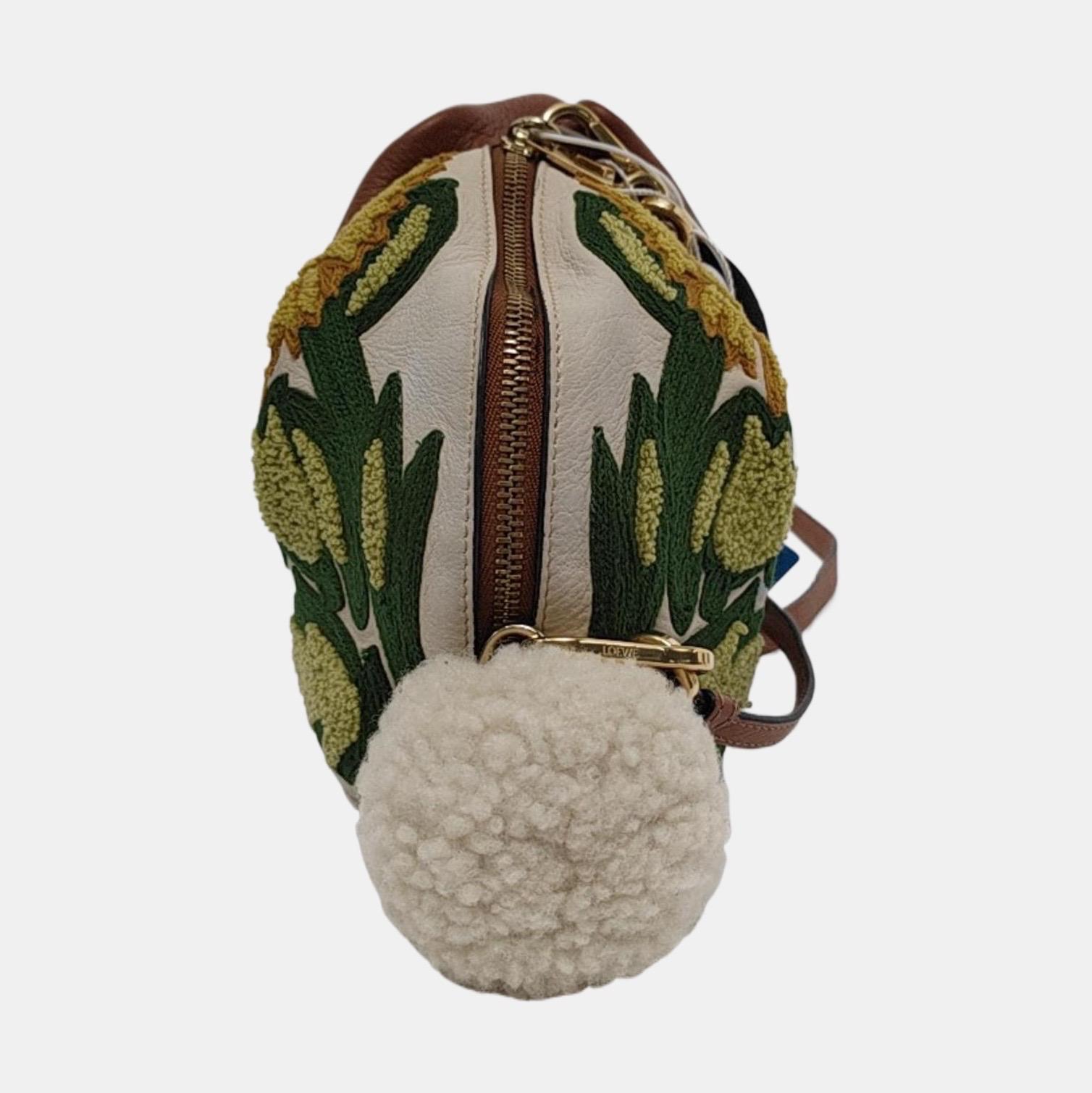 Loewe x William De Morgan Bunny Floral Gestickt Braun Gelb Multicolor Kreuz im Angebot 1