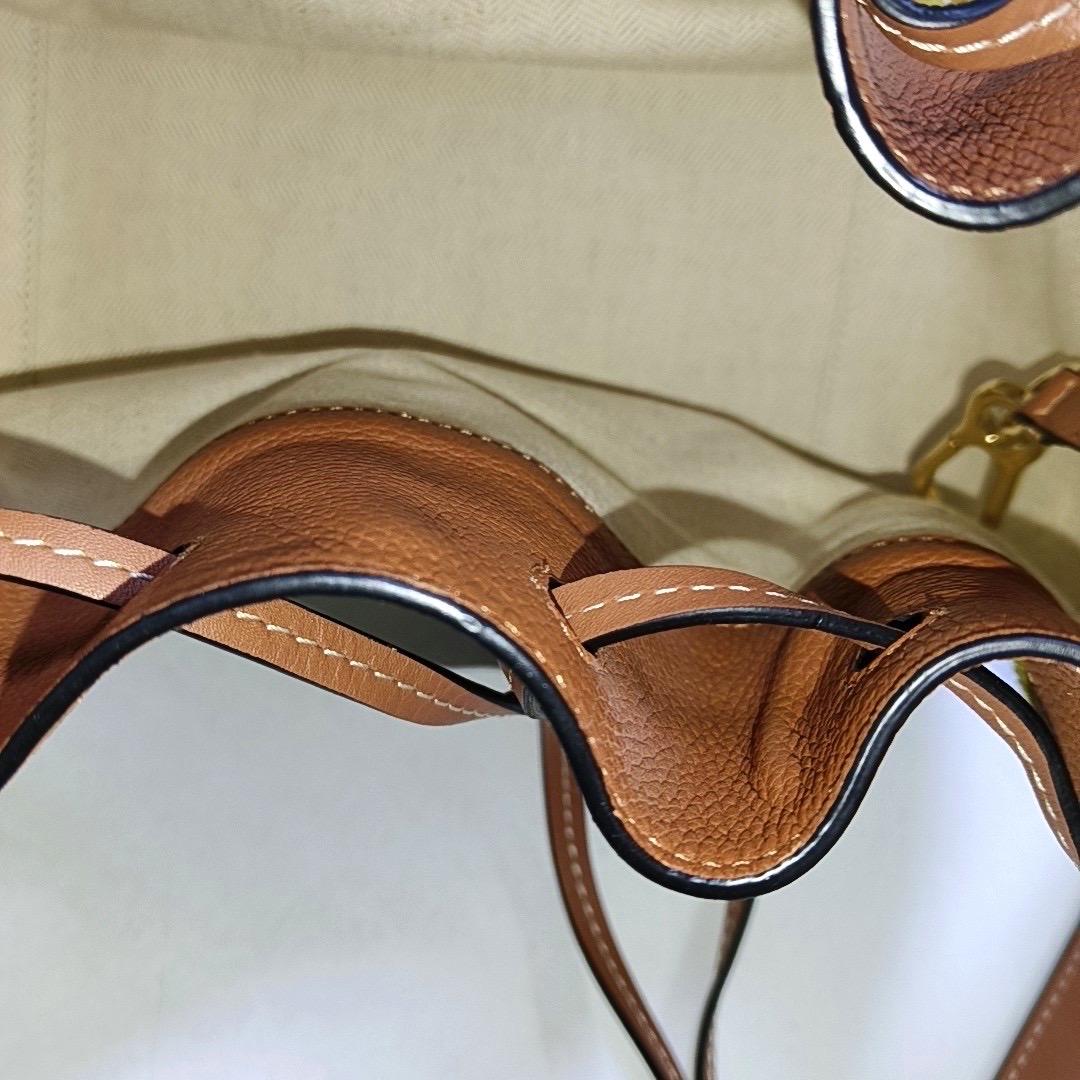 Loewe x William de Morgan Hammock Mini Tan Brown Yellow Flower Embroidery For Sale 7