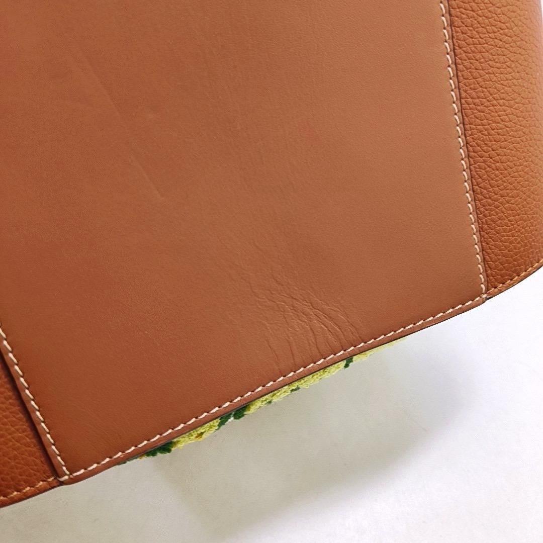 Loewe x William de Morgan Hammock Mini Tan Brown Yellow Flower Embroidery For Sale 2